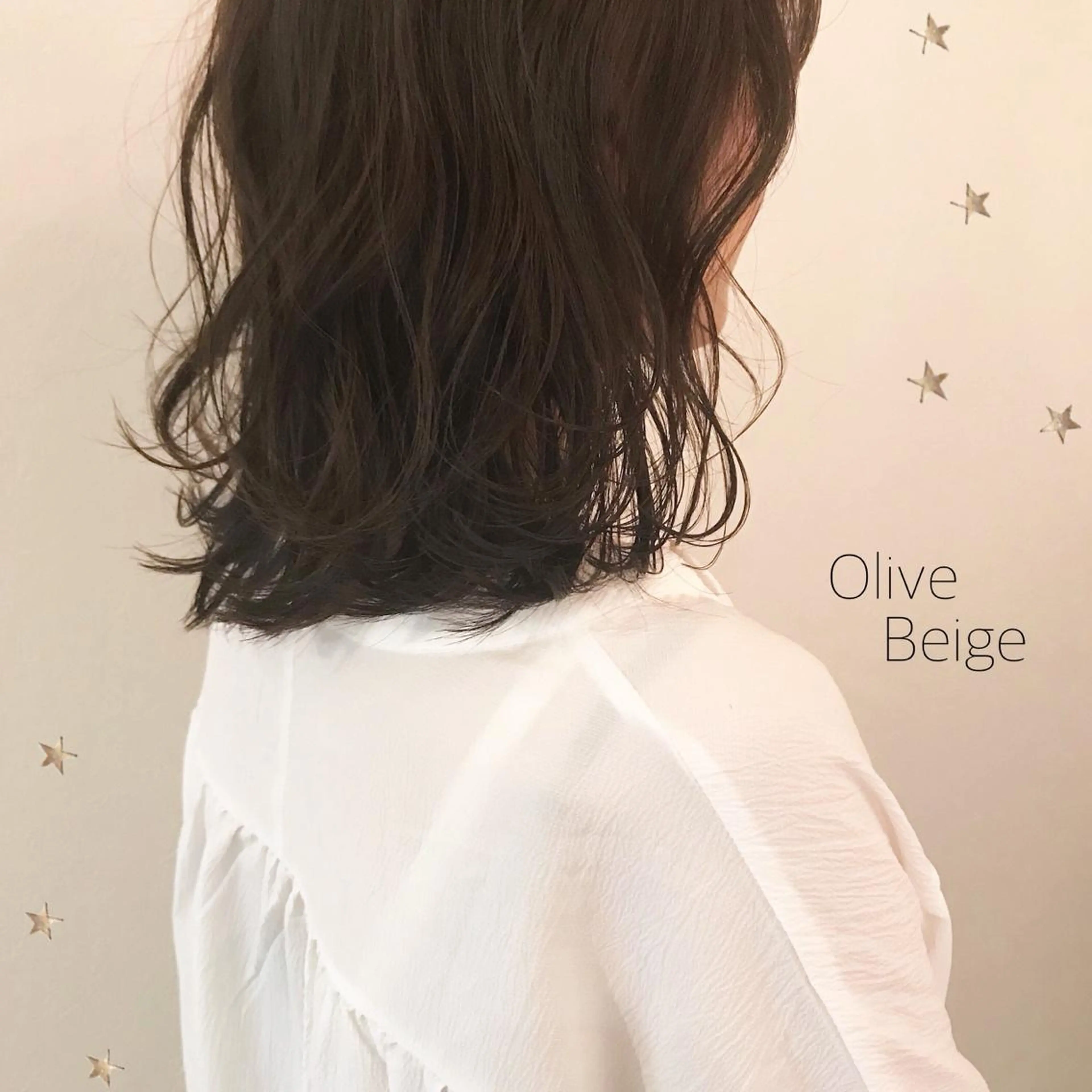 ミディアム カラー 市川 千夏のヘアスタイル