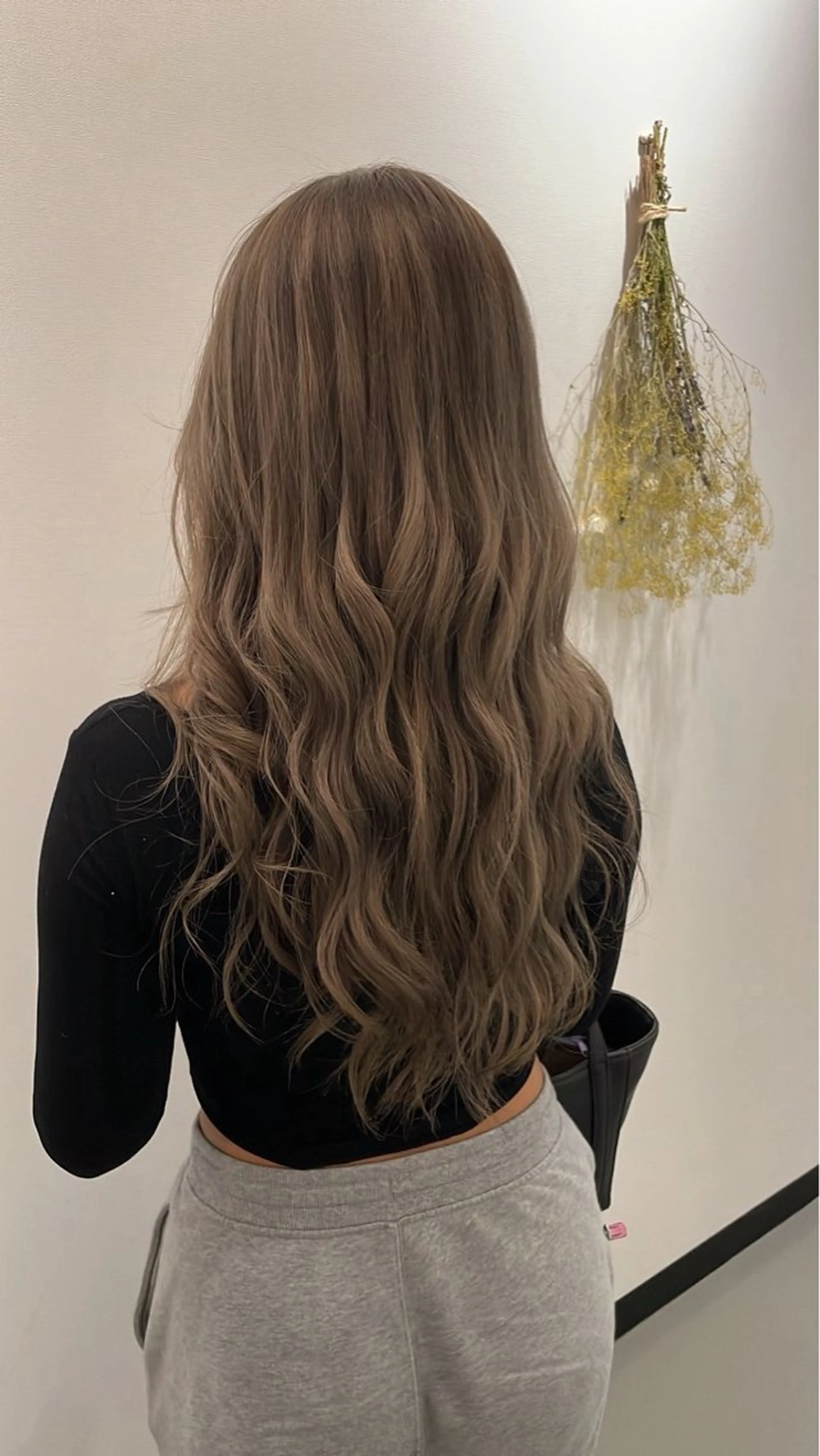 ロング カラー ヘアカラー 小礒 幸輝のヘアスタイル