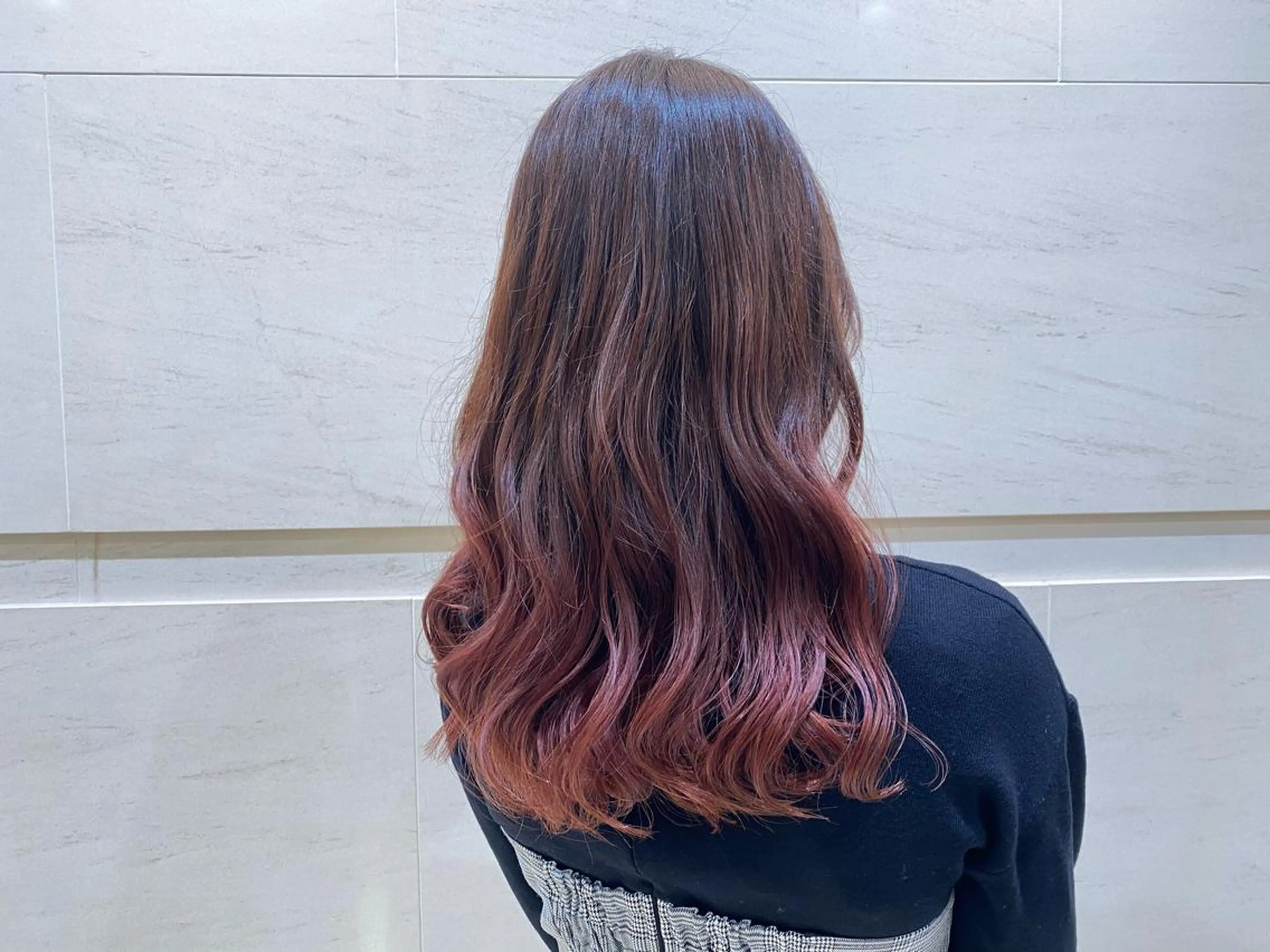 ロング ili 梅田のヘアスタイル