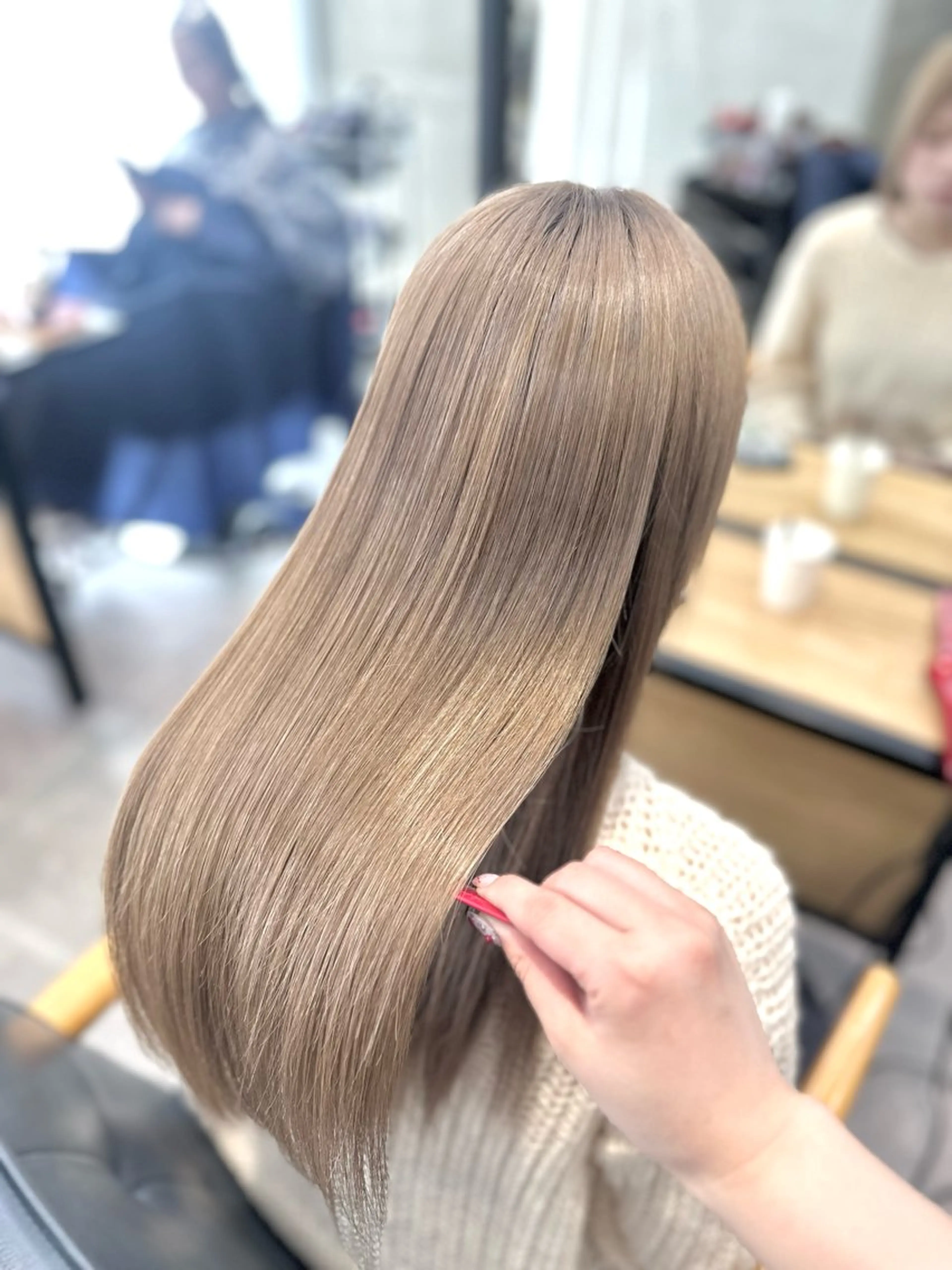 ロング カラー ヘアカラー ︎︎カイ ミズキ 🎀のヘアスタイル