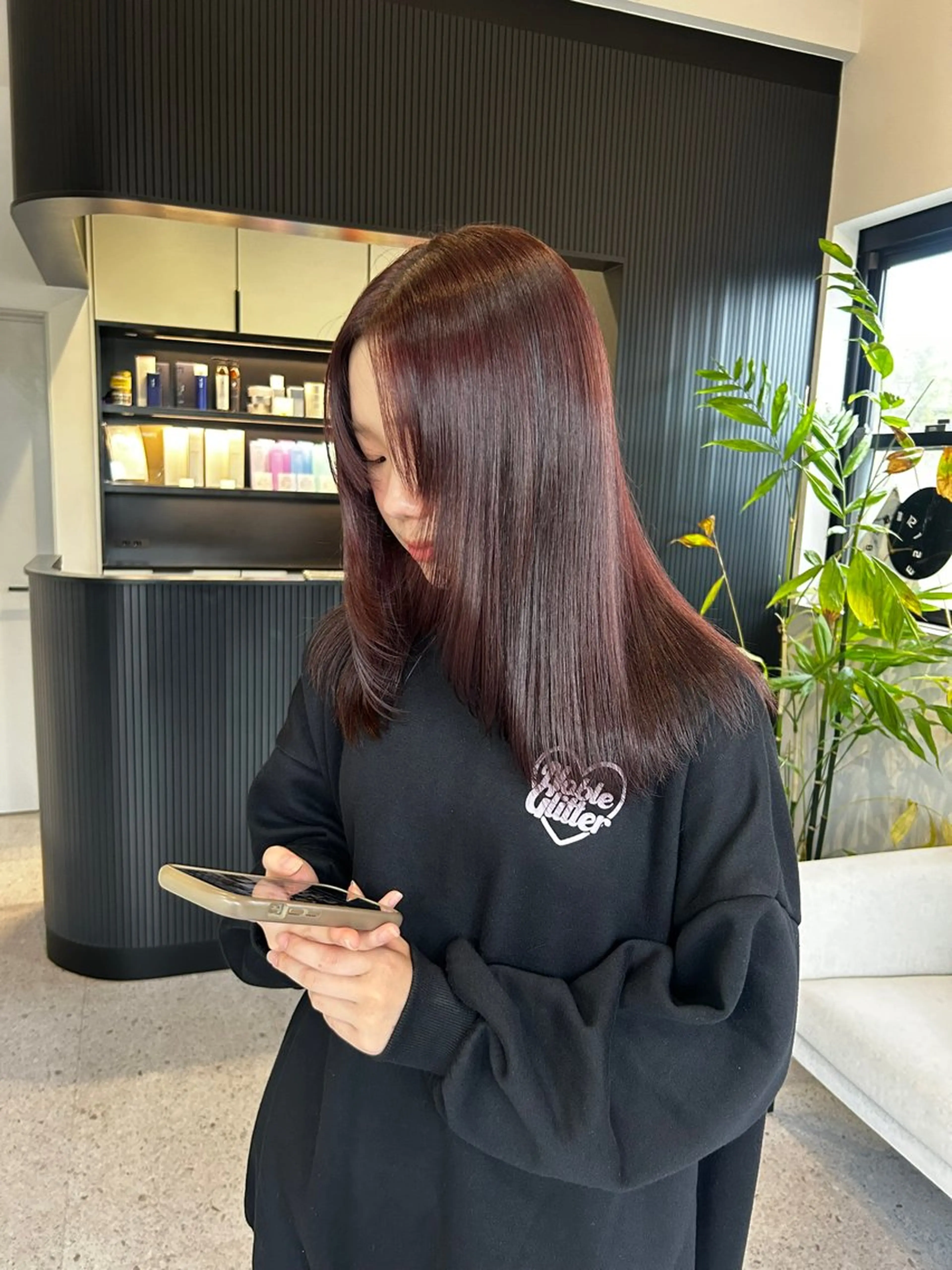 セミロング カラー カット ヘアカラー トリートメント SHIINA シイナのヘアスタイル