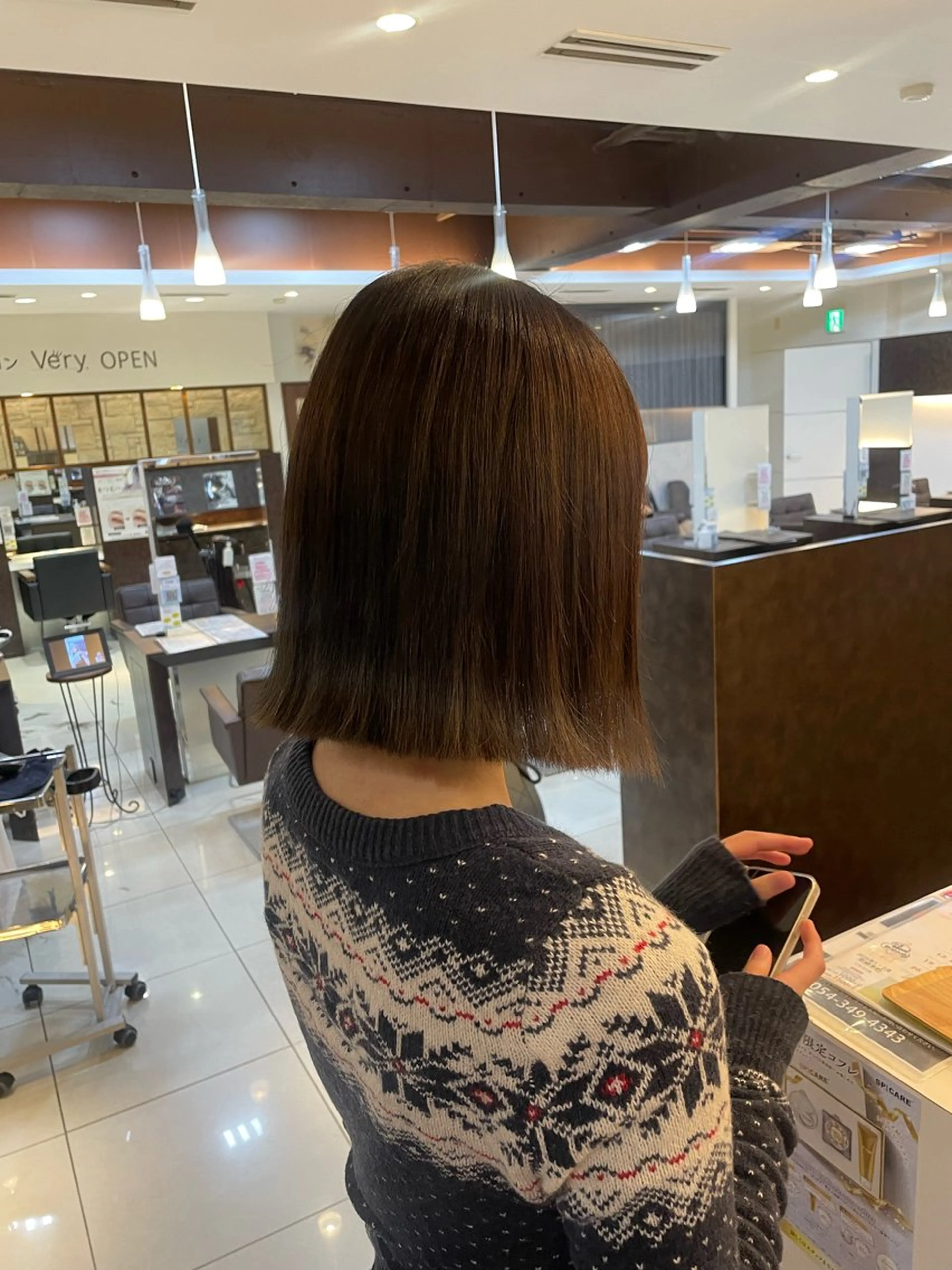 セミロング カット 縮毛矯正 トリートメント 🤎韓国ヘア ベージュ まゆか🤎のヘアスタイル