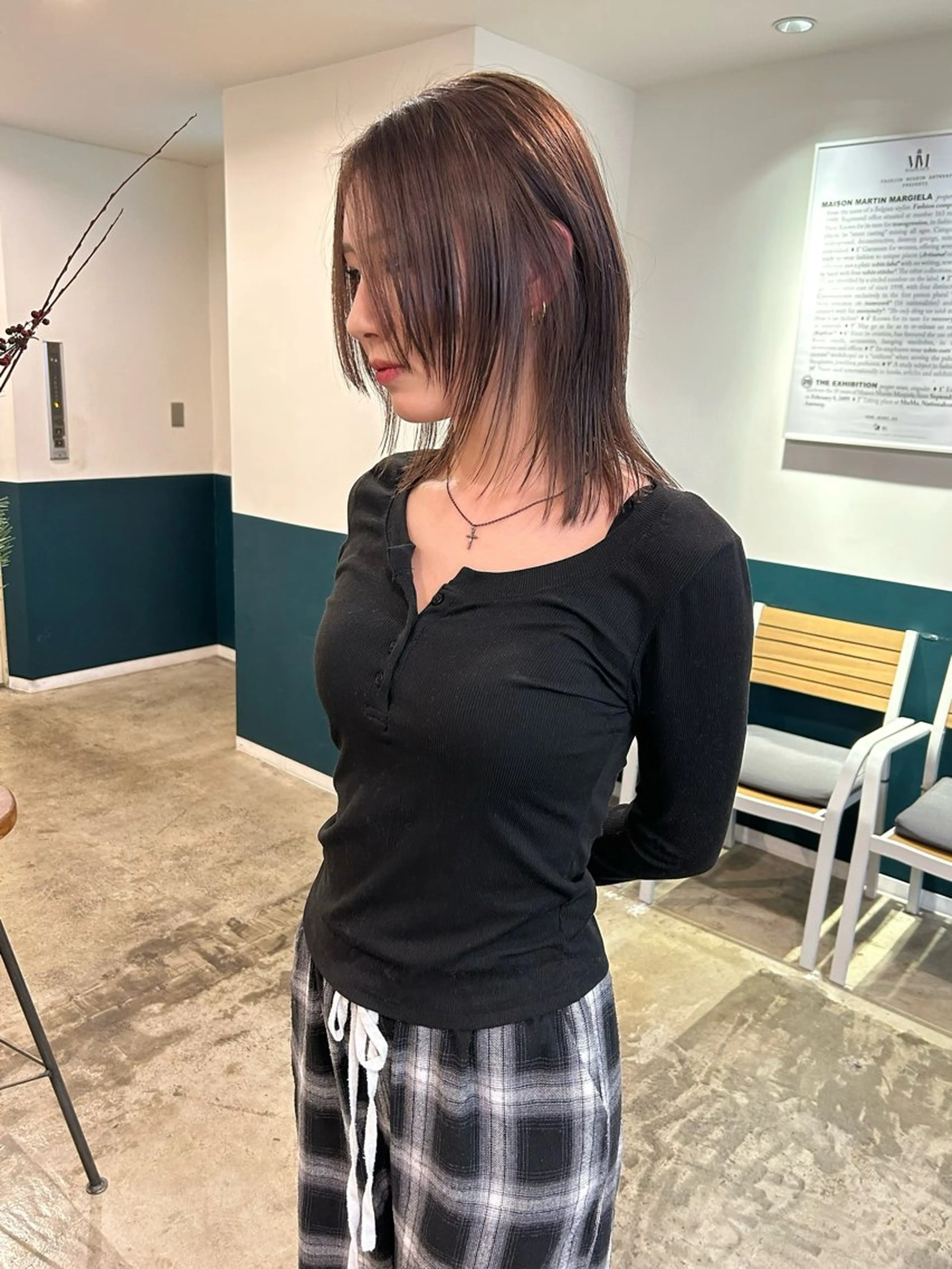 ミディアム カラー オリーブカラー レイヤーカット カット ヘアカラー カラーリスト菅野 竜矢🌈のヘアスタイル