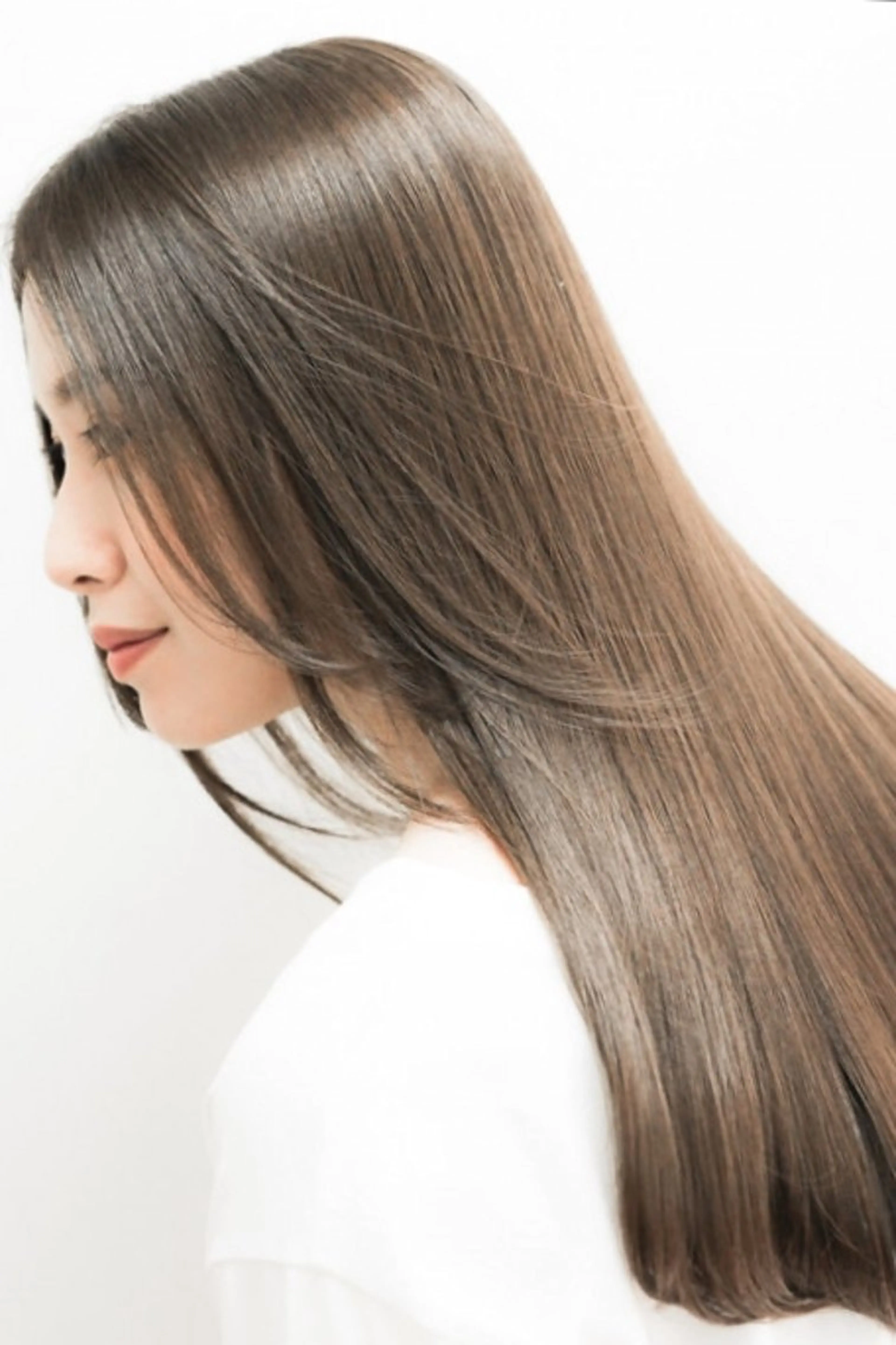 セミロング CHESS所属・CHESS （チェス）のヘアスタイル