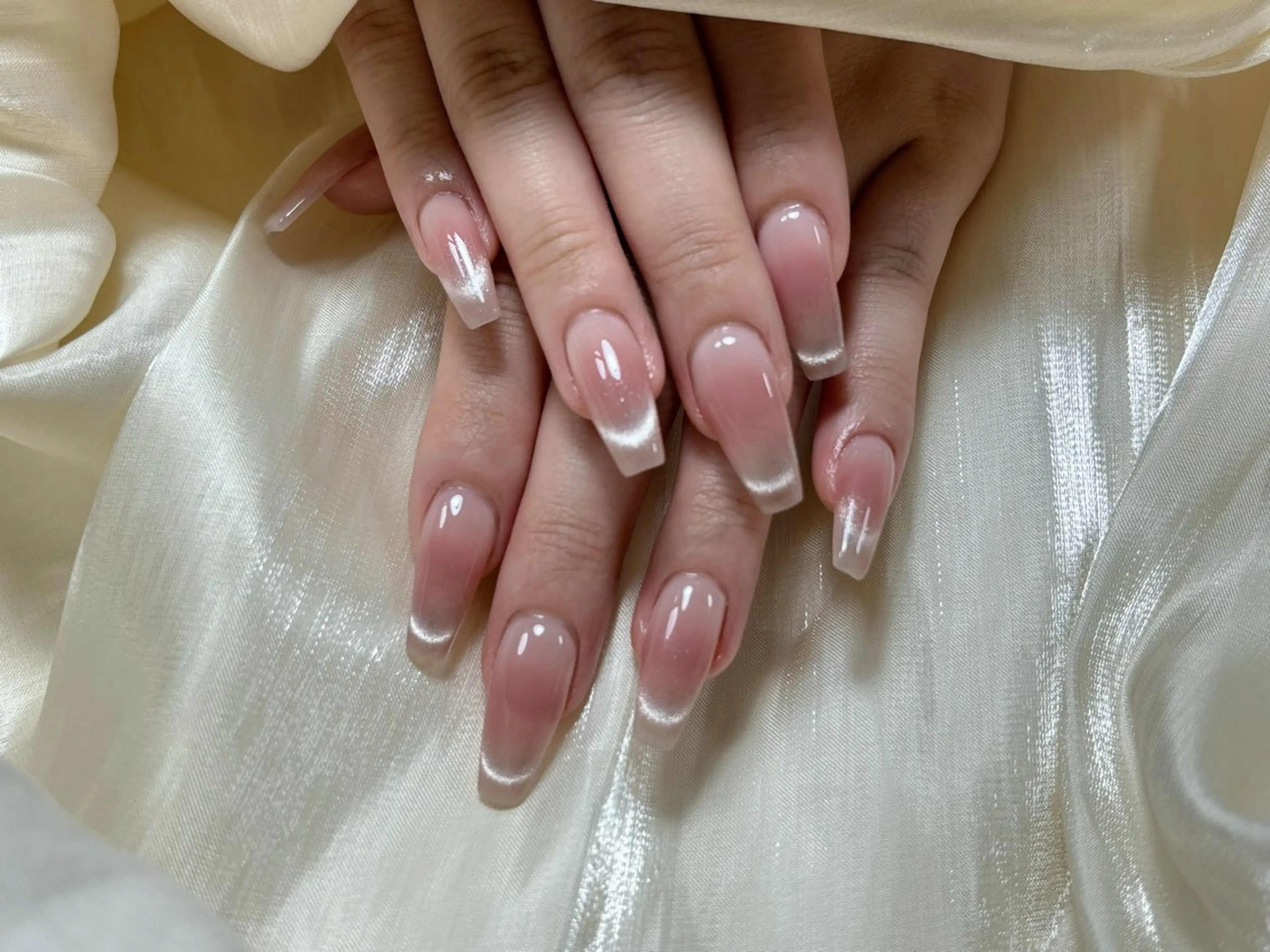 【オフあり】チークマグネットフレンチ🎀の写真