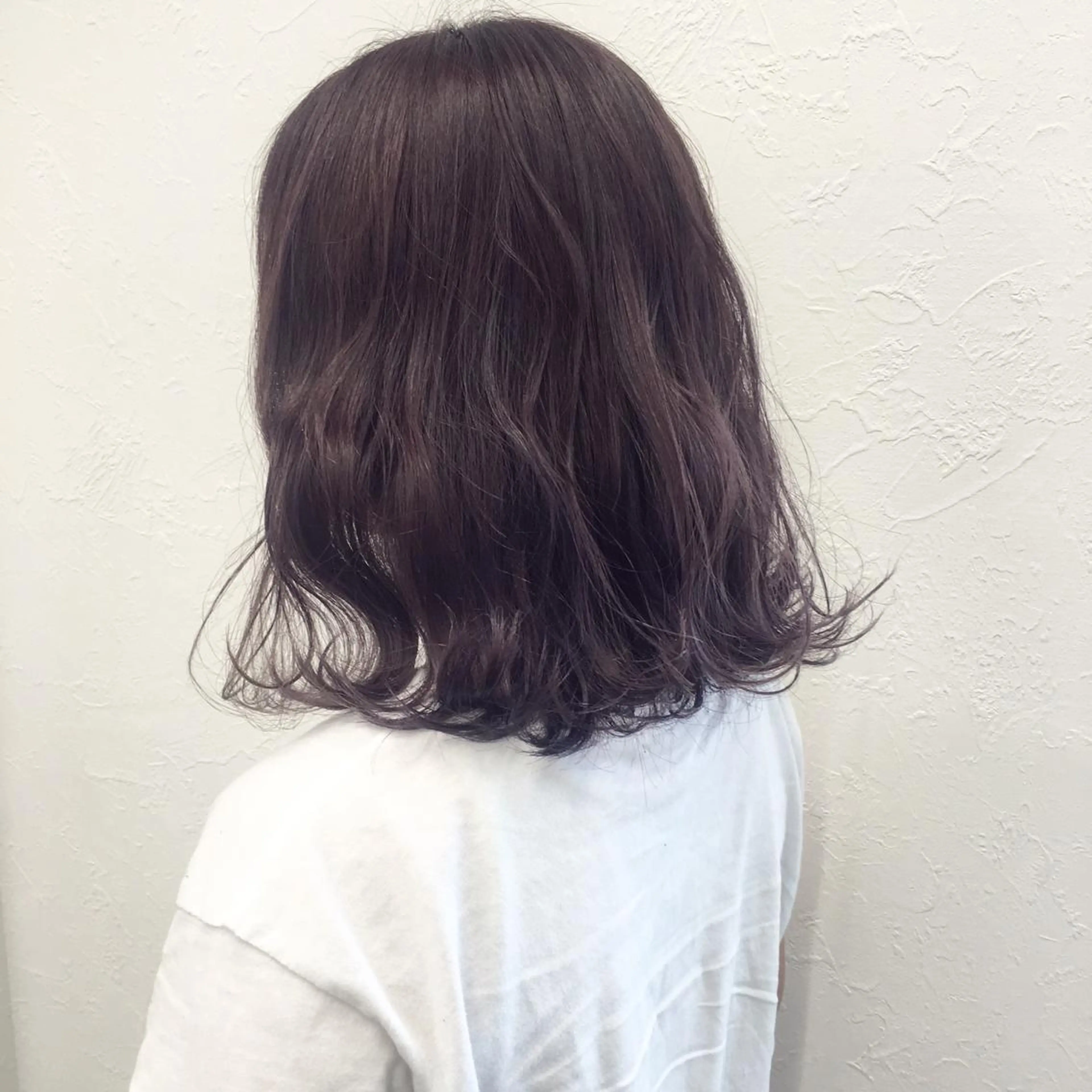 セミロング カラー アッシュ イルミナカラー ラベンダーカラー ラベンダーアッシュ ヘアカラー 2nd所属・🤍2nd🤍田所 美希のヘアスタイル