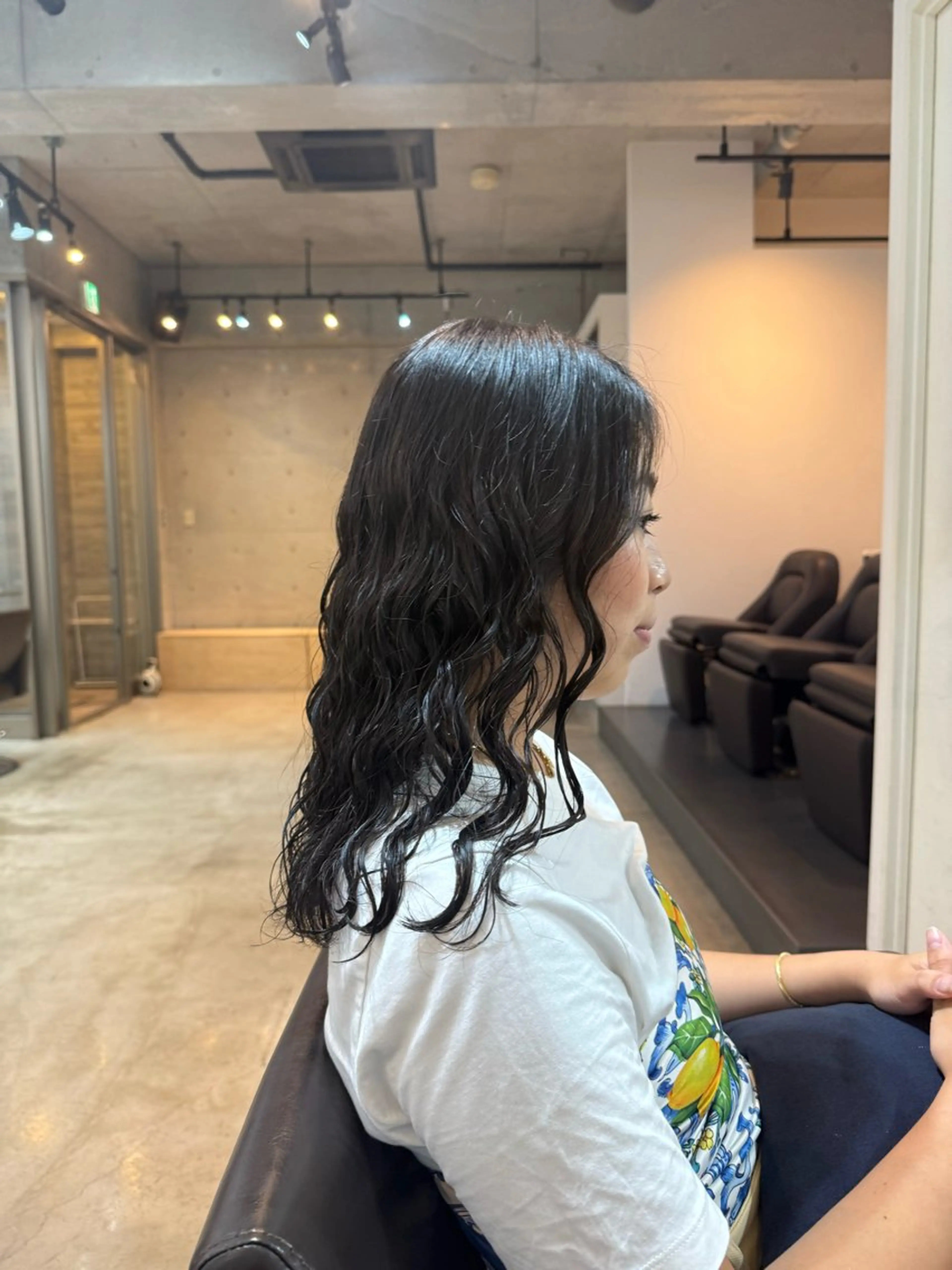 セミロング カット ヘアカラー パーマ トリートメント デジタルパーマ/ ウェーブパーマ/神野のヘアスタイル