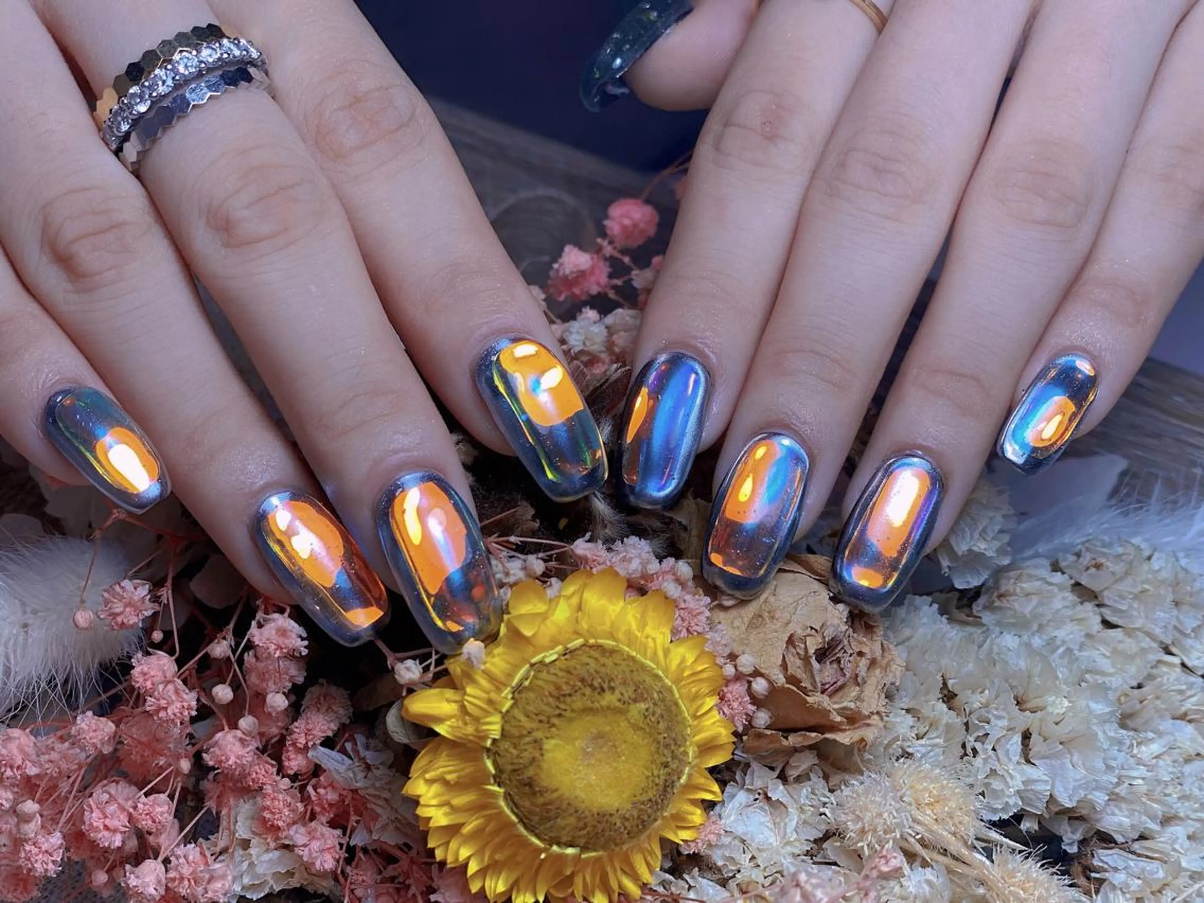 チップ長さだしデザインやり放題🌻ソフトジェルオフ無料❣️ 長さ10mm以上超える場合は追加料金1000円なりますの写真