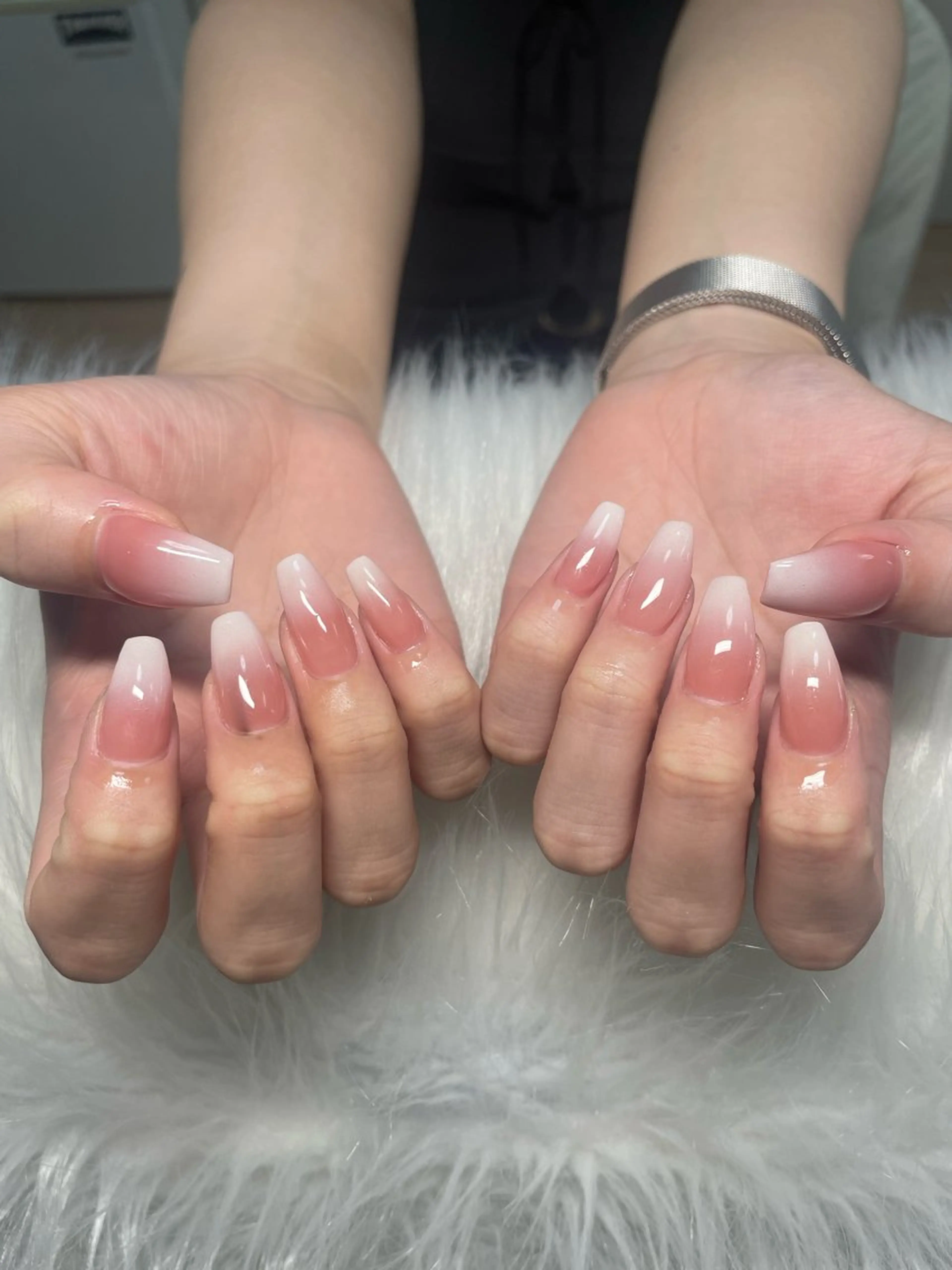 ネイル ハンドネイル Hin  Nail所属・Hin Nail Salonのネイルデザイン