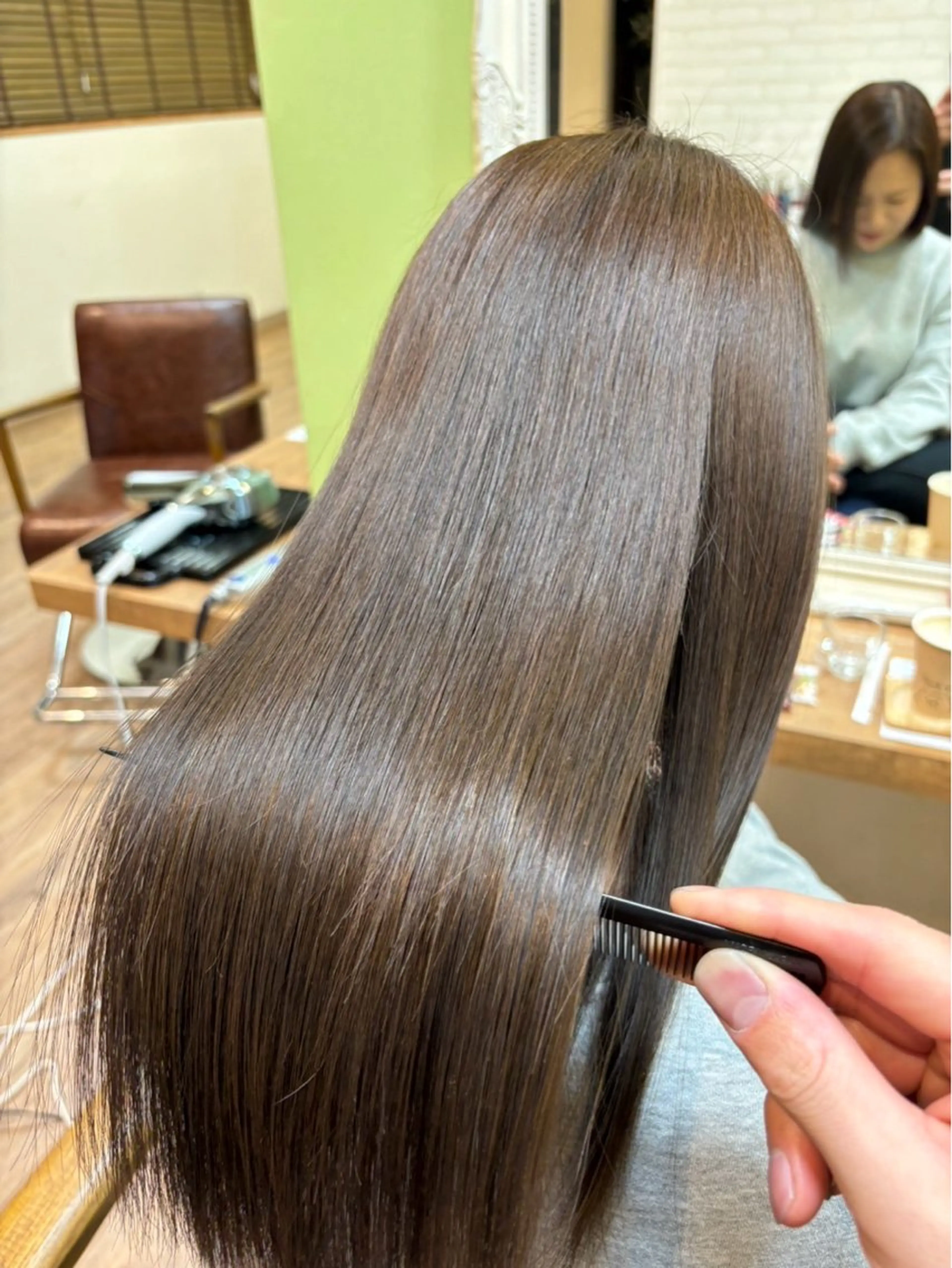 ロング パーマ 髪質改善 縮毛矯正 常藤 留佳のヘアスタイル