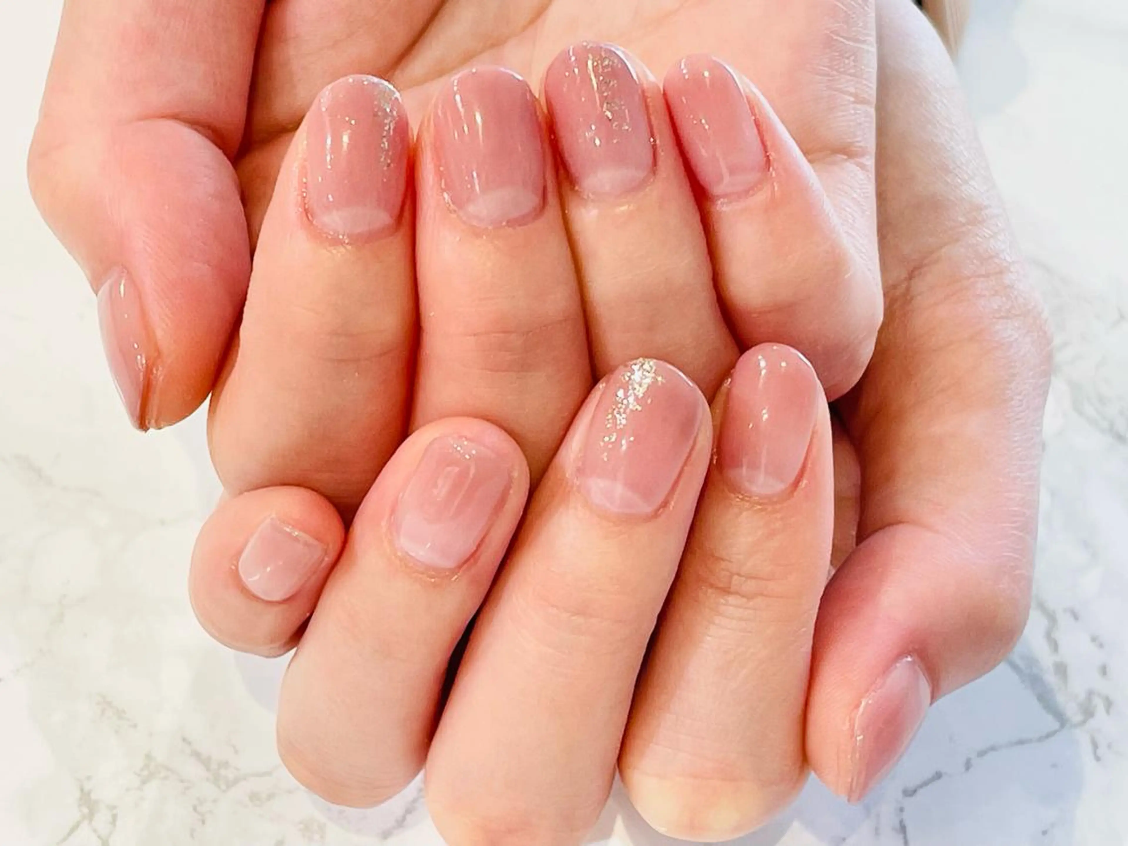 ミディアム ネイル グラデーション y. salonのマツエク・マツパデザイン