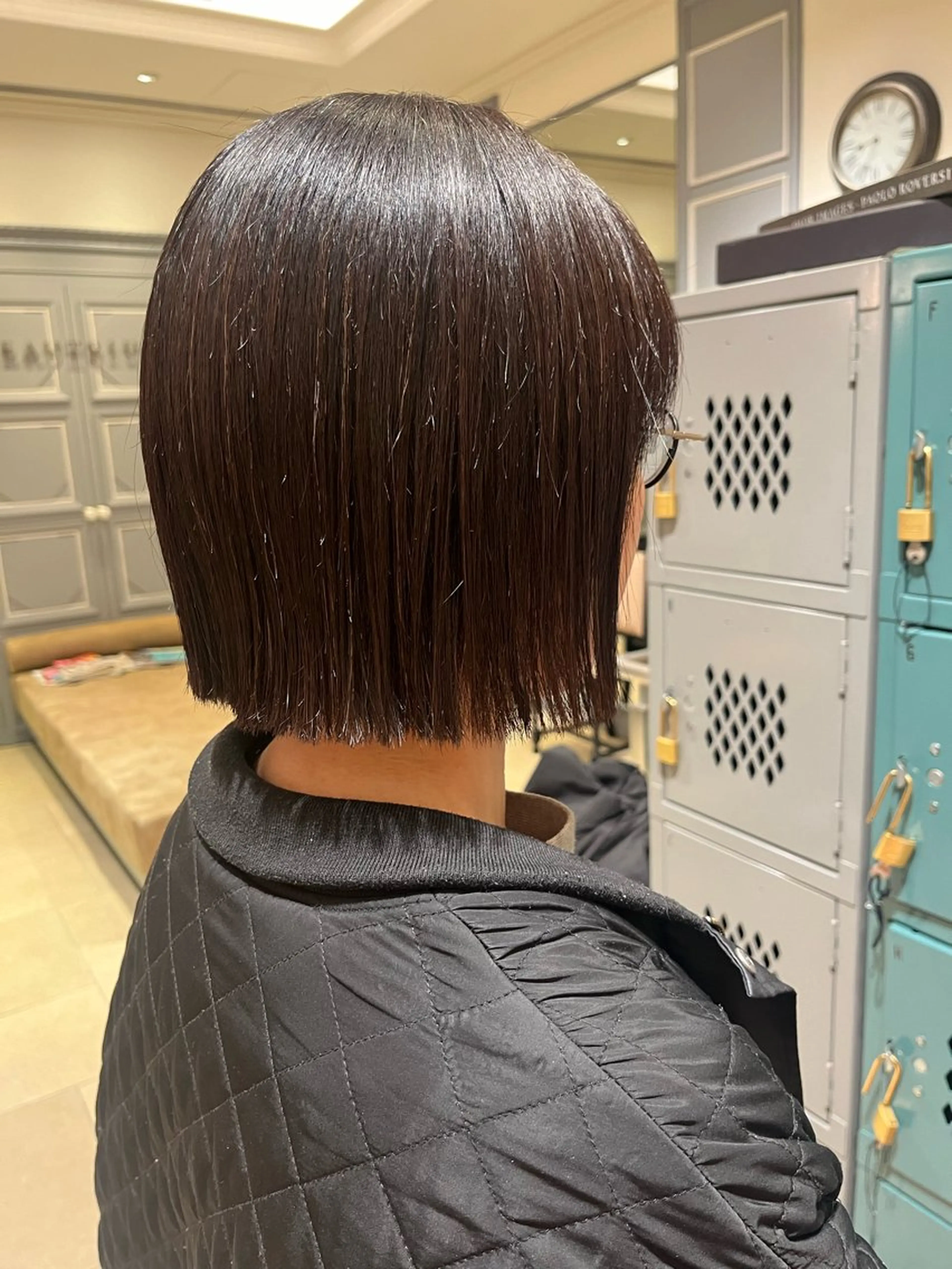 ミディアム 切りっぱなしボブ ボブ 梅本 佳容子のヘアスタイル