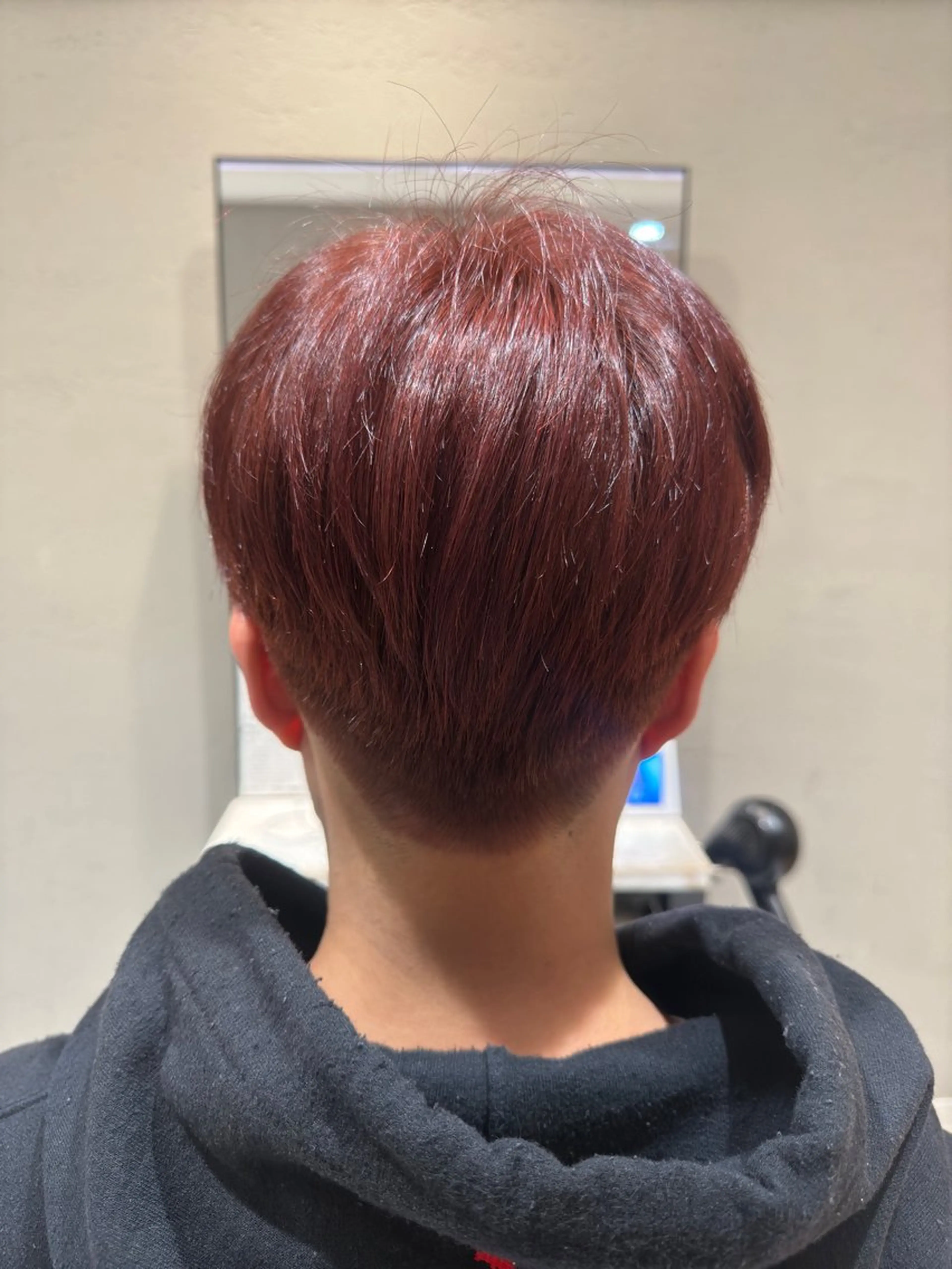 ショート カラー ショートヘア 頭から整える美容師 松田のヘアスタイル