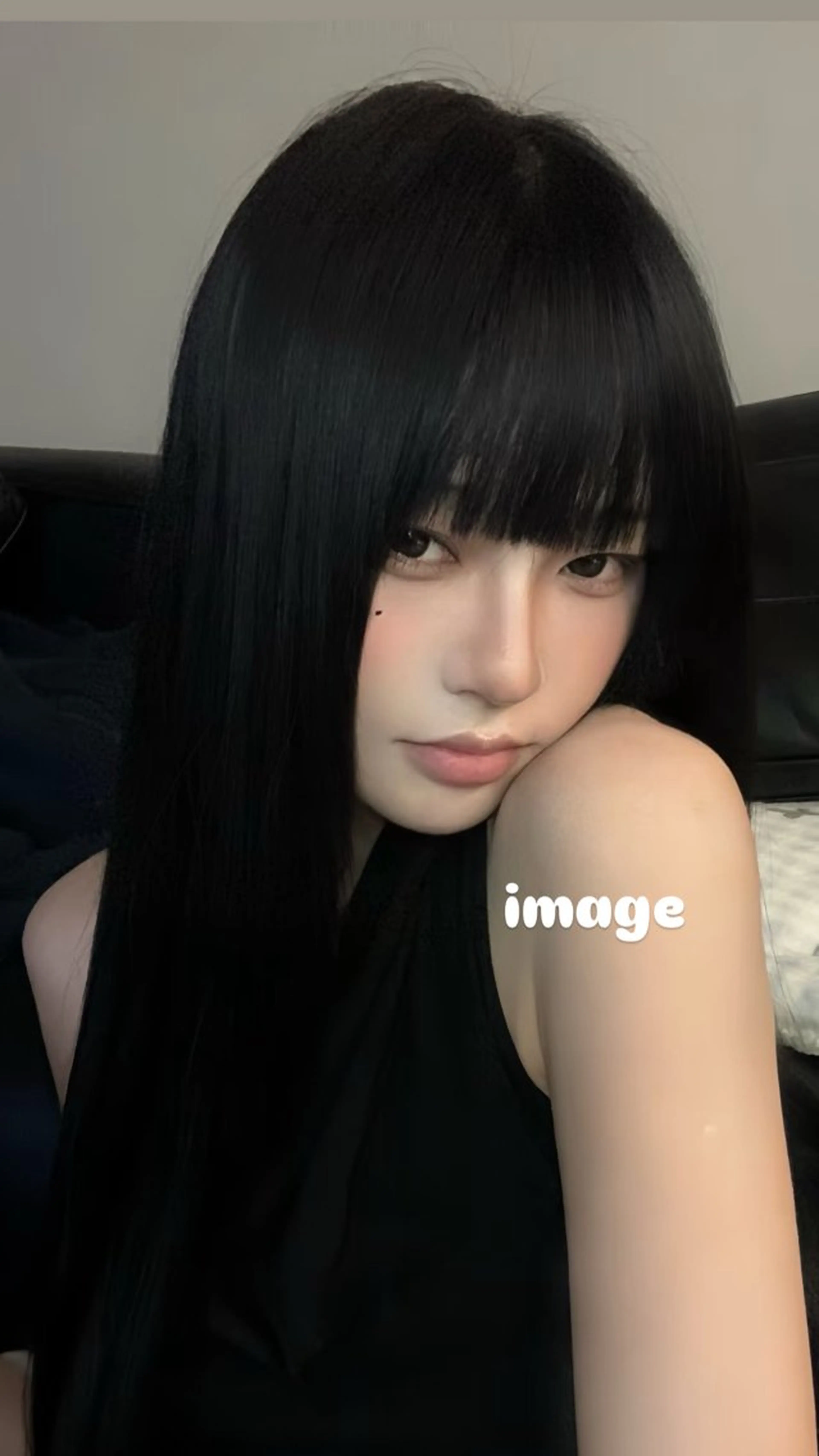 ✨モデル様募集中✨5月11日限定上品なツヤのある黒髪カラー🐦‍⬛➕トリートメント🫧の写真