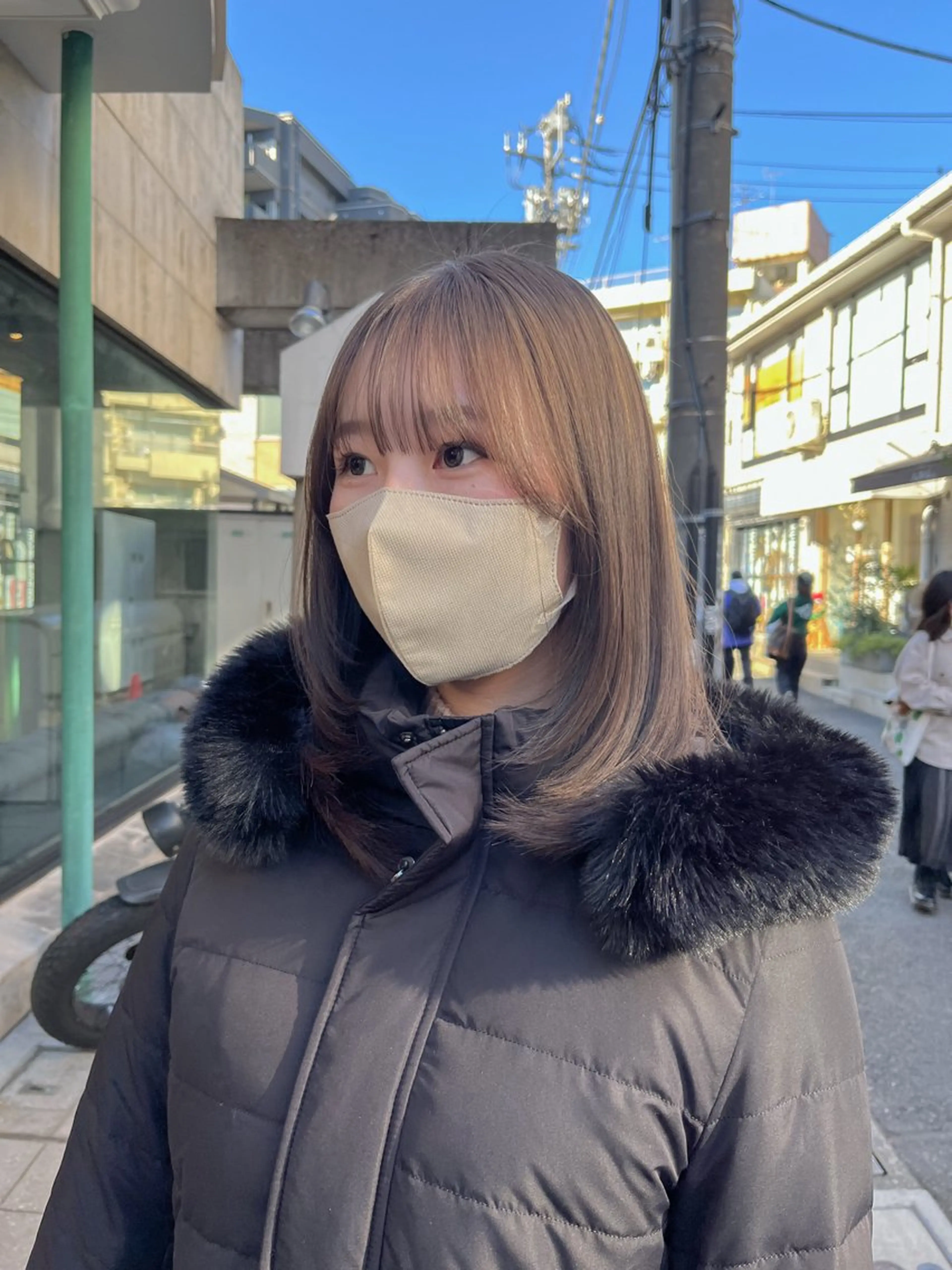 ミディアム カラー 似合わせベージュ 🍯ayumi🍯のヘアスタイル