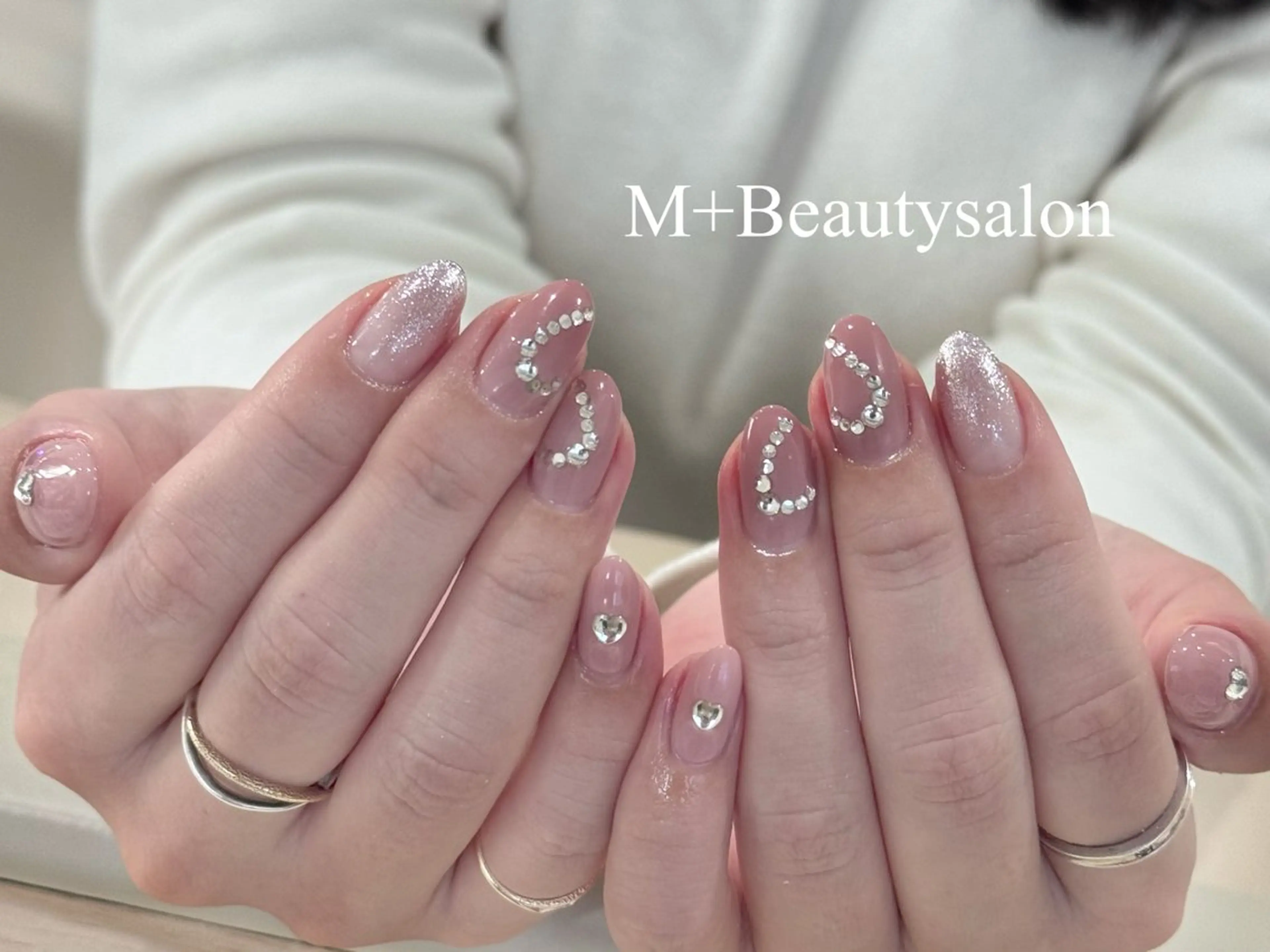 ネイル M+  Beauty Salonのネイルデザイン
