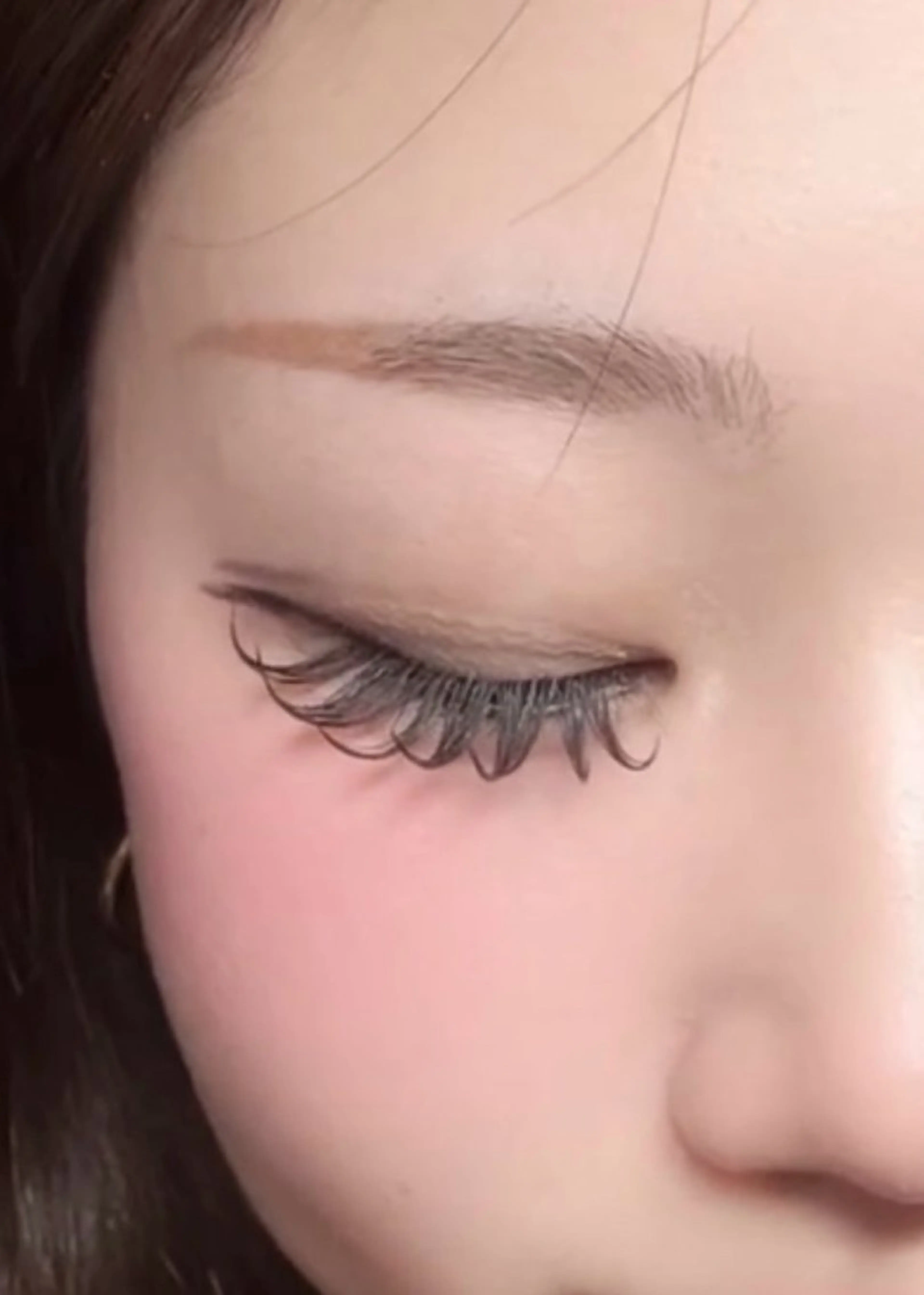 バッチリ👀束感まつ毛🇰🇷🪽フラットラッシュ120本✨【オフなし】の写真