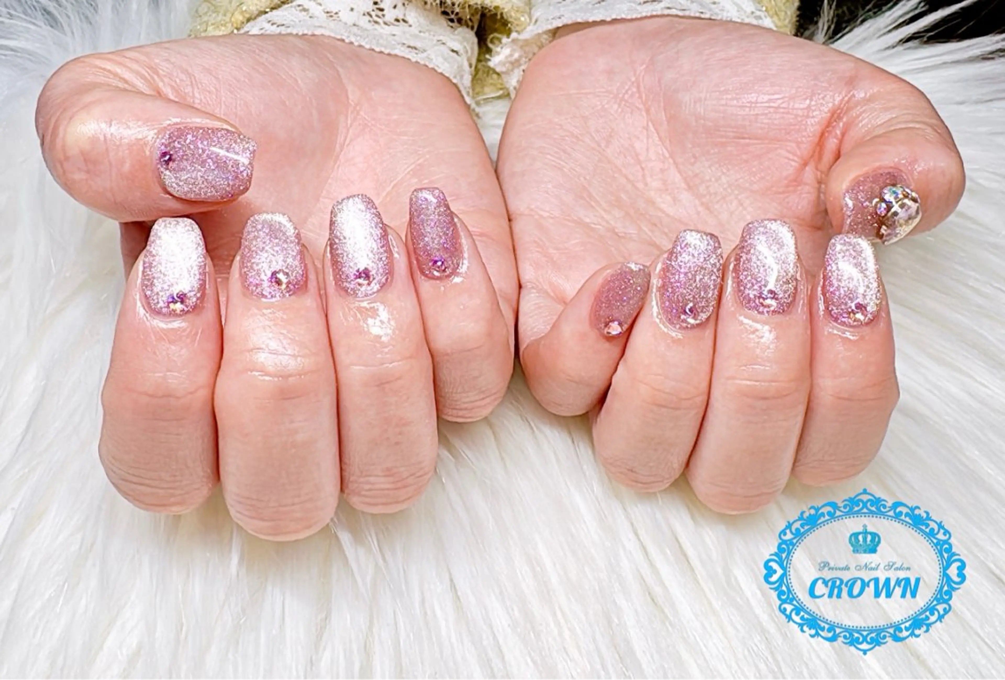 ネイル CROWN プライベートサロンのネイルデザイン