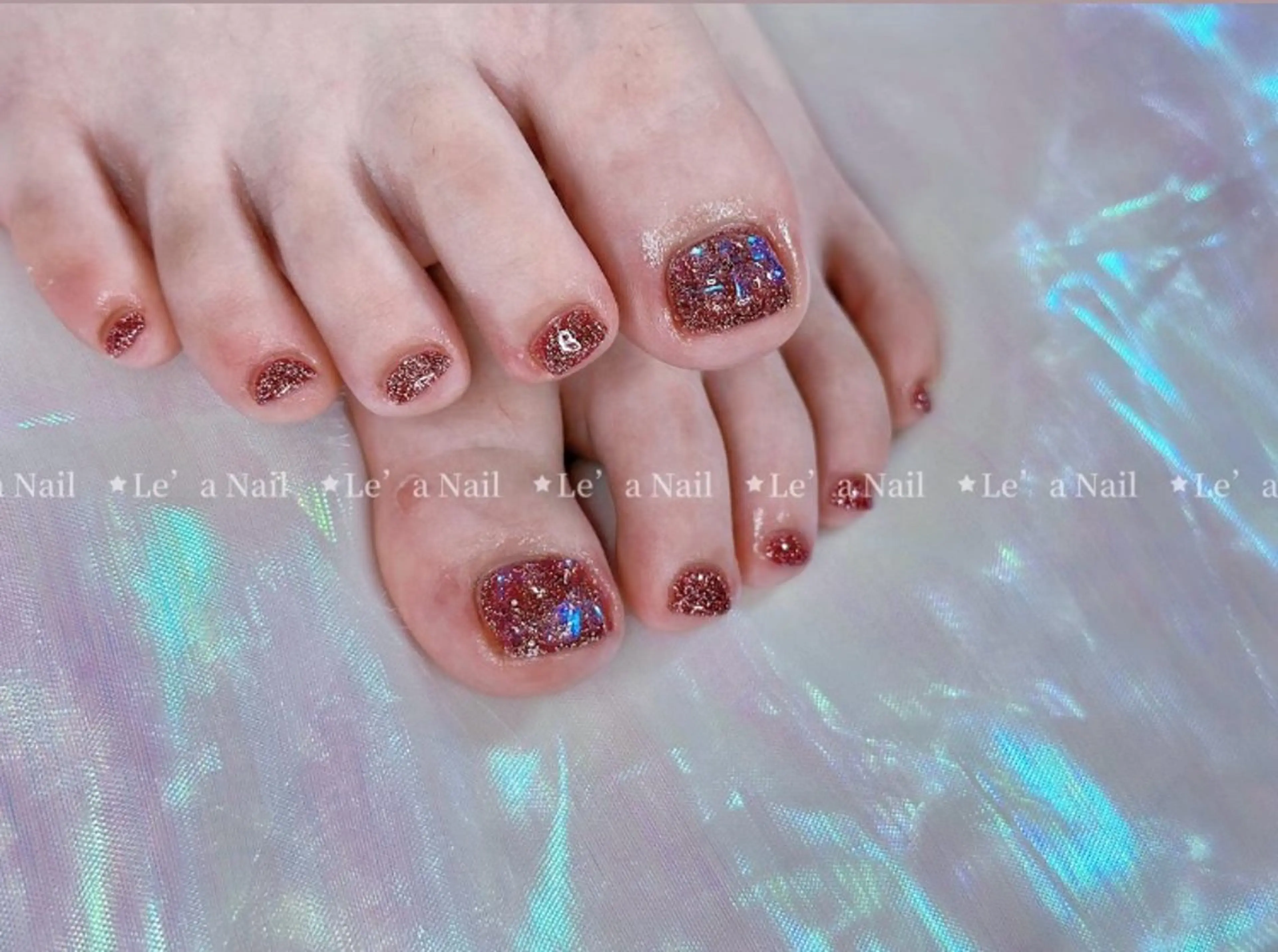 ネイル チークネイル フラッシュネイル フットネイル フレンチネイル ジェルネイル フットネイル ハンドケア Luxe Nail Salonのネイルデザイン