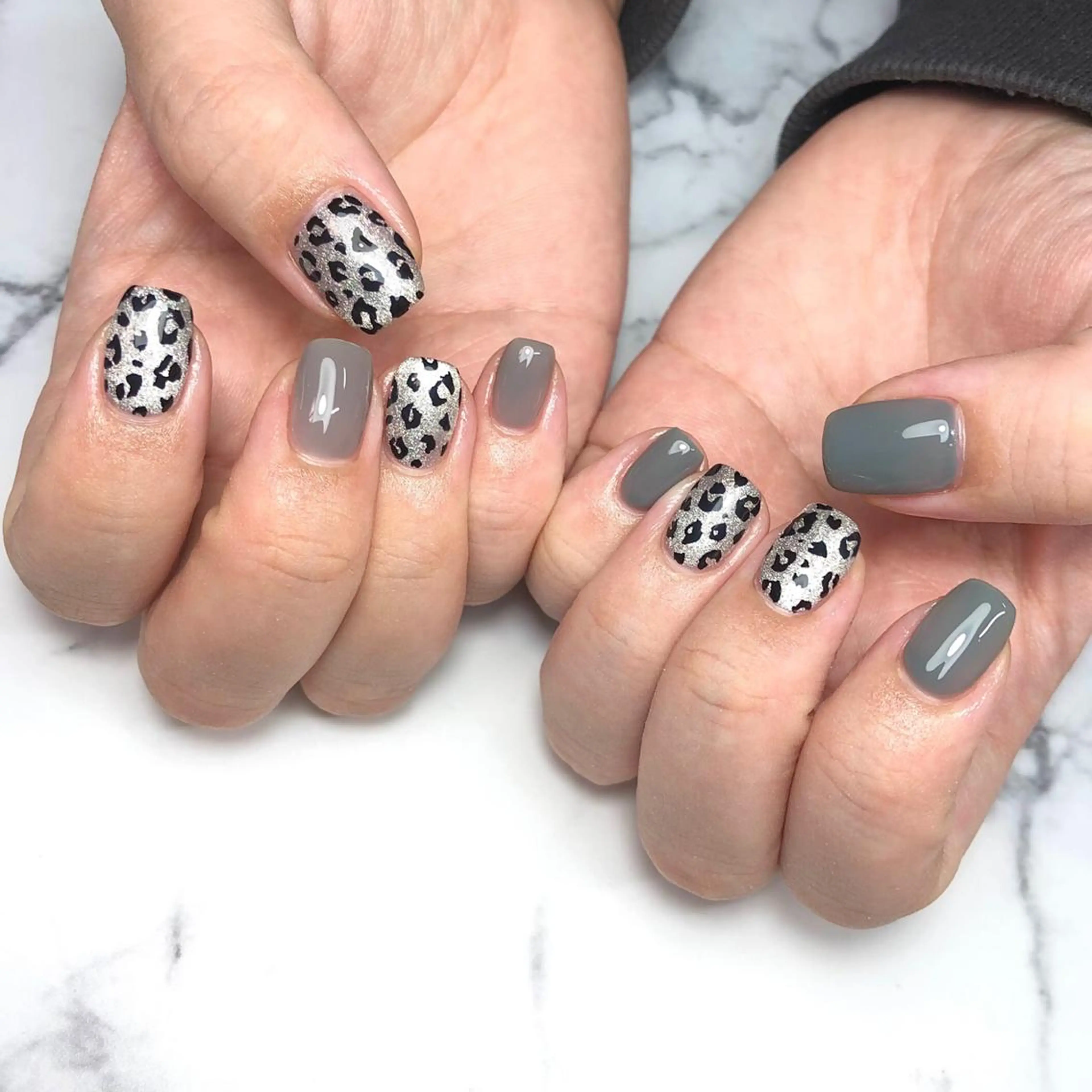 ネイル アニマル柄 アートネイル フラッシュネイル フラッシュマグ ジェルネイル ハンドネイル NAIL NOWのネイルデザイン