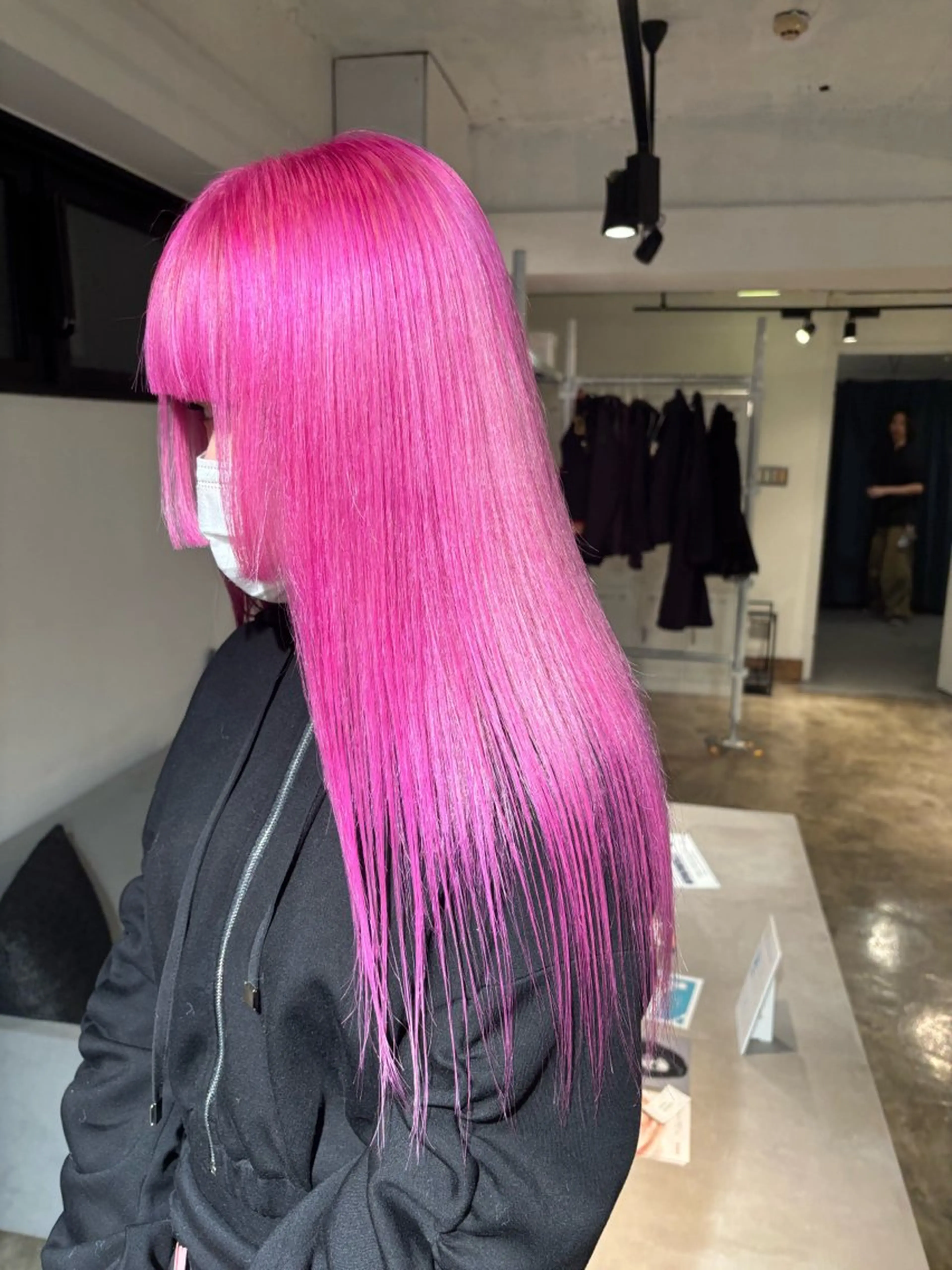 ロング カラー ブリーチ ケアブリーチ ピンクカラー ヘアカラー トリートメント 暖色カラー🍒 ケアブリーチ/akiのヘアスタイル