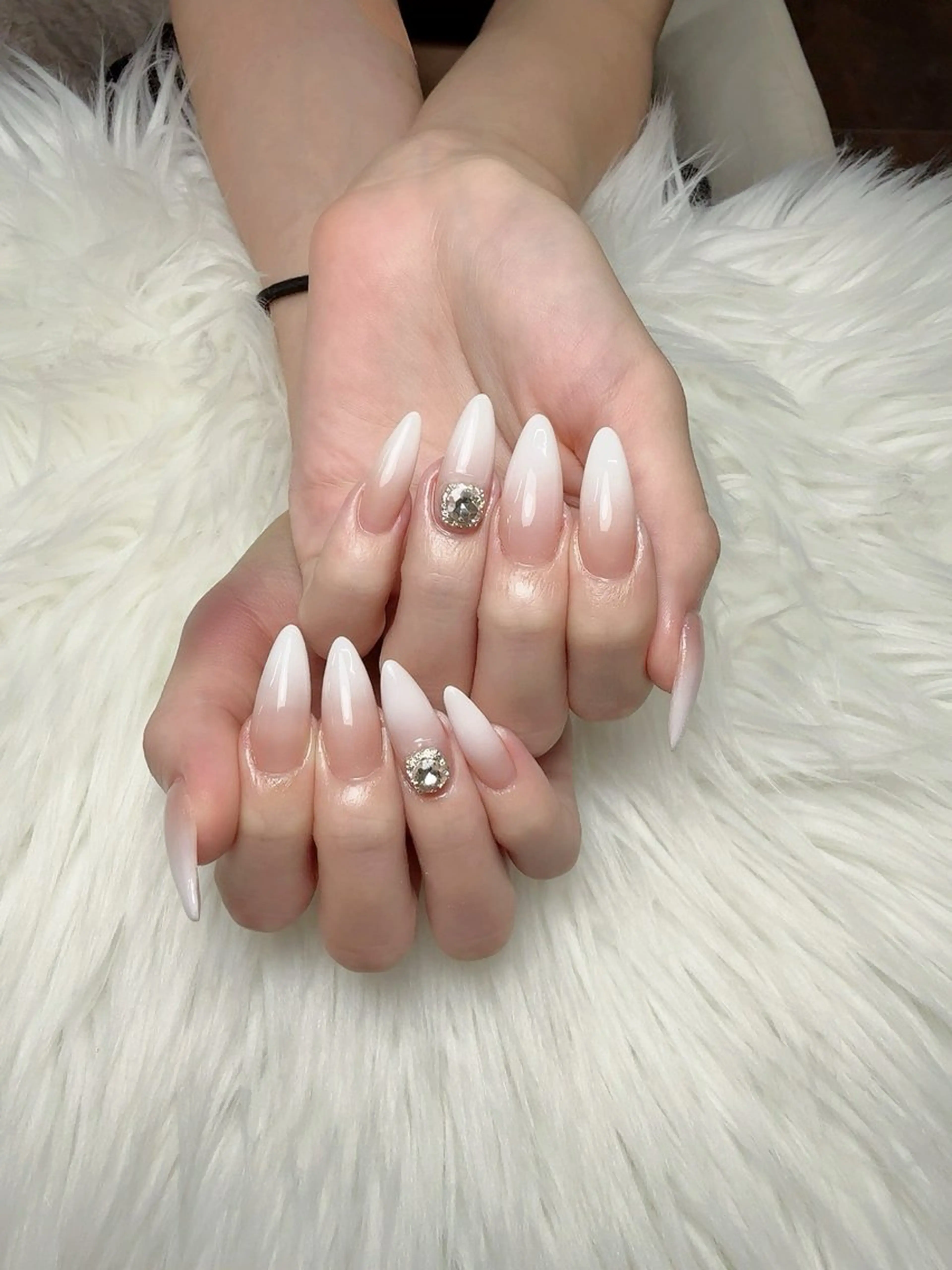 ネイル ハンドネイル ENsalon akiのネイルデザイン