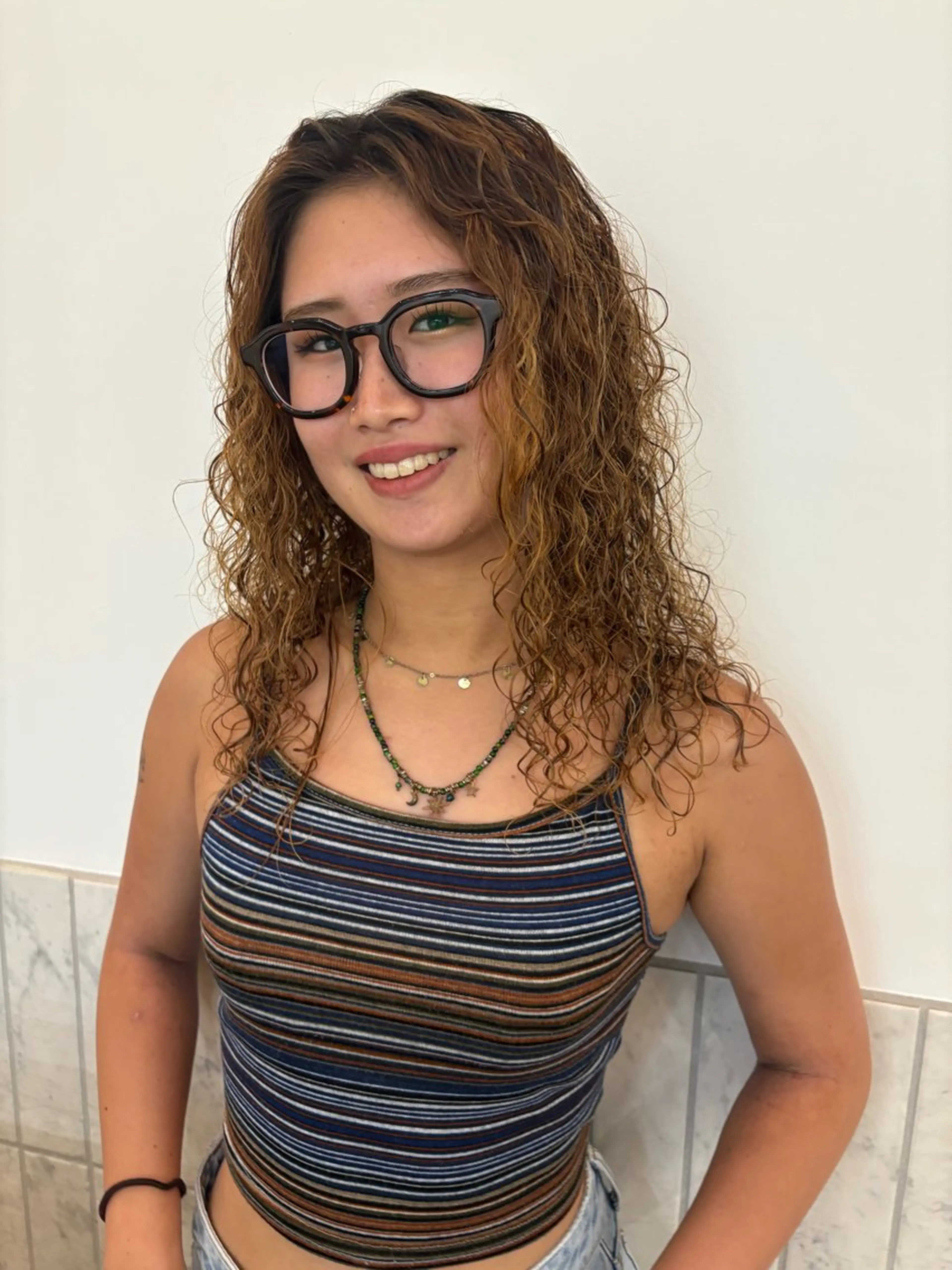 セミロング パーマ Terve. 水野 菜々香のヘアスタイル