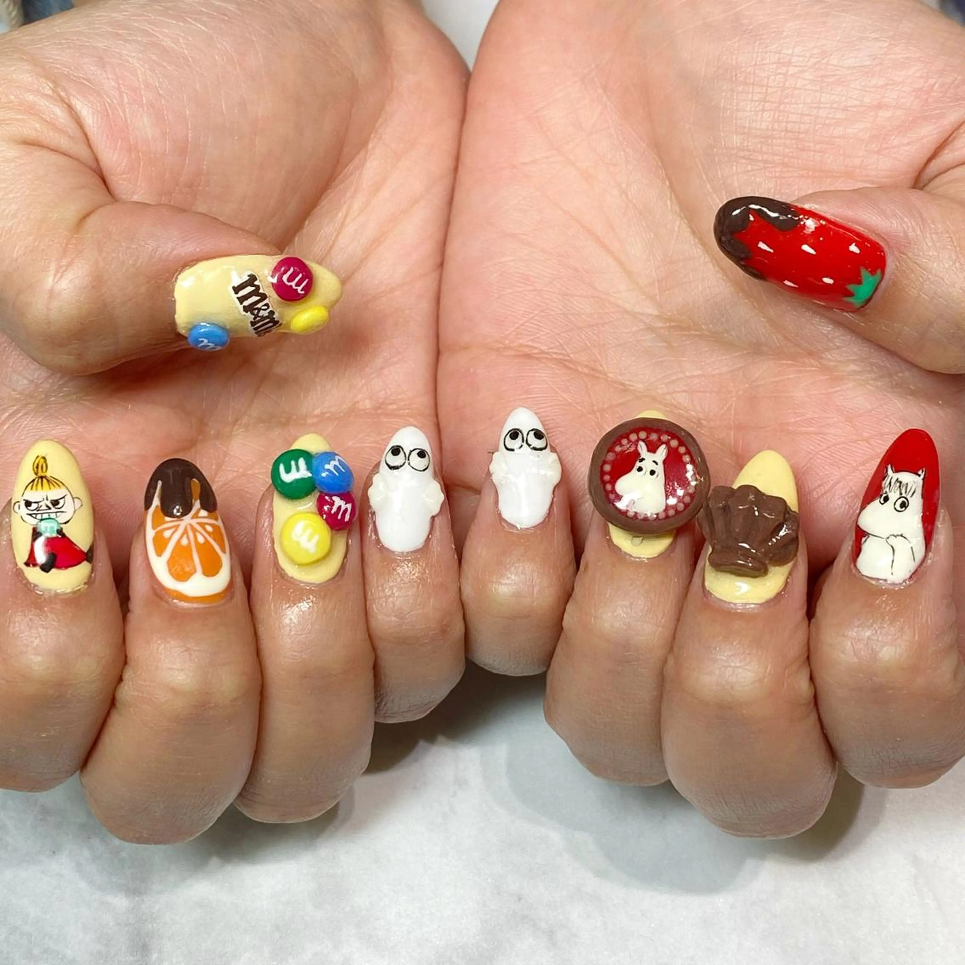 ネイル ハンドネイル YUN 💅のネイルデザイン