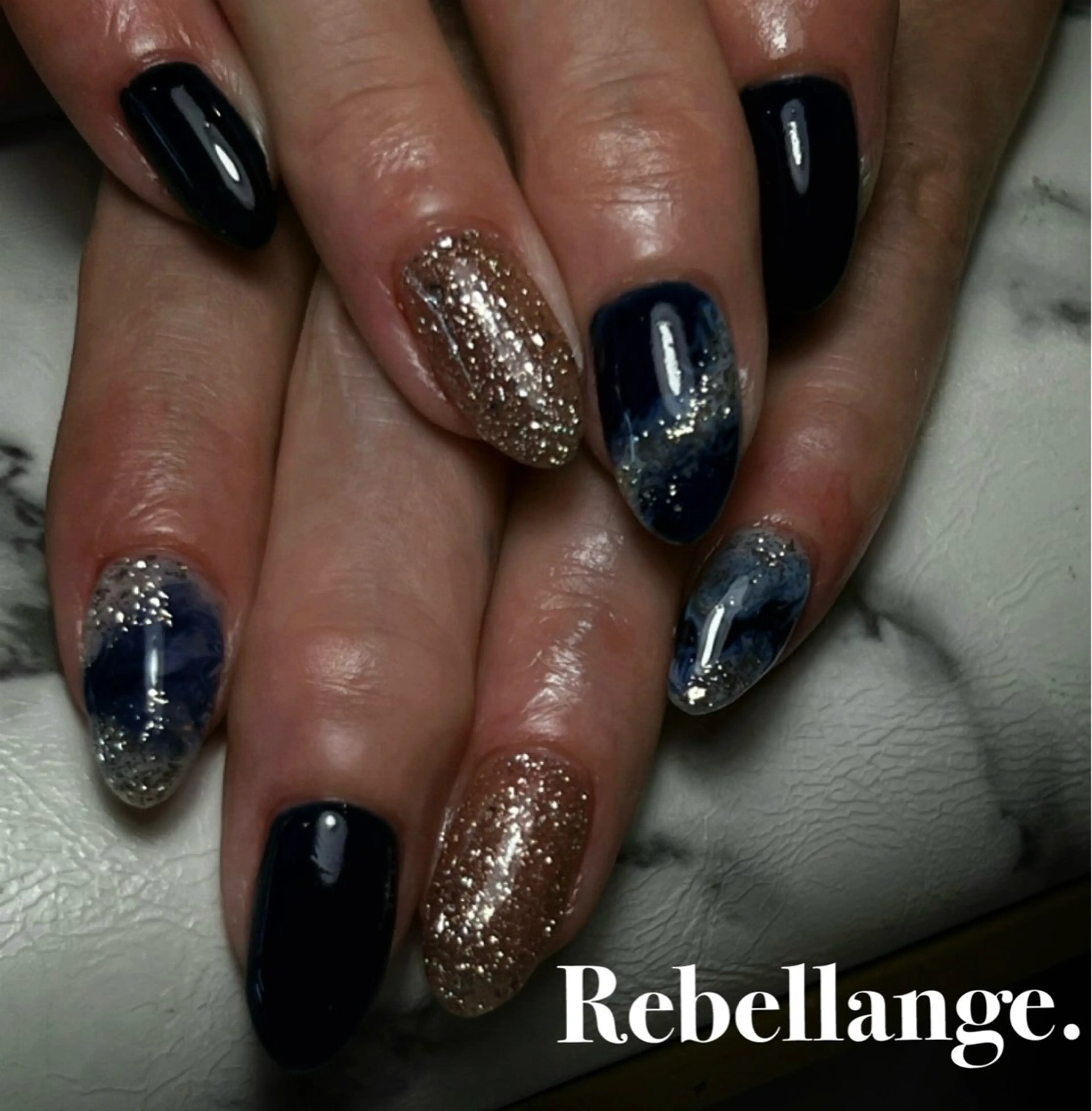 ネイル ハンドネイル Rebellange n.のネイルデザイン