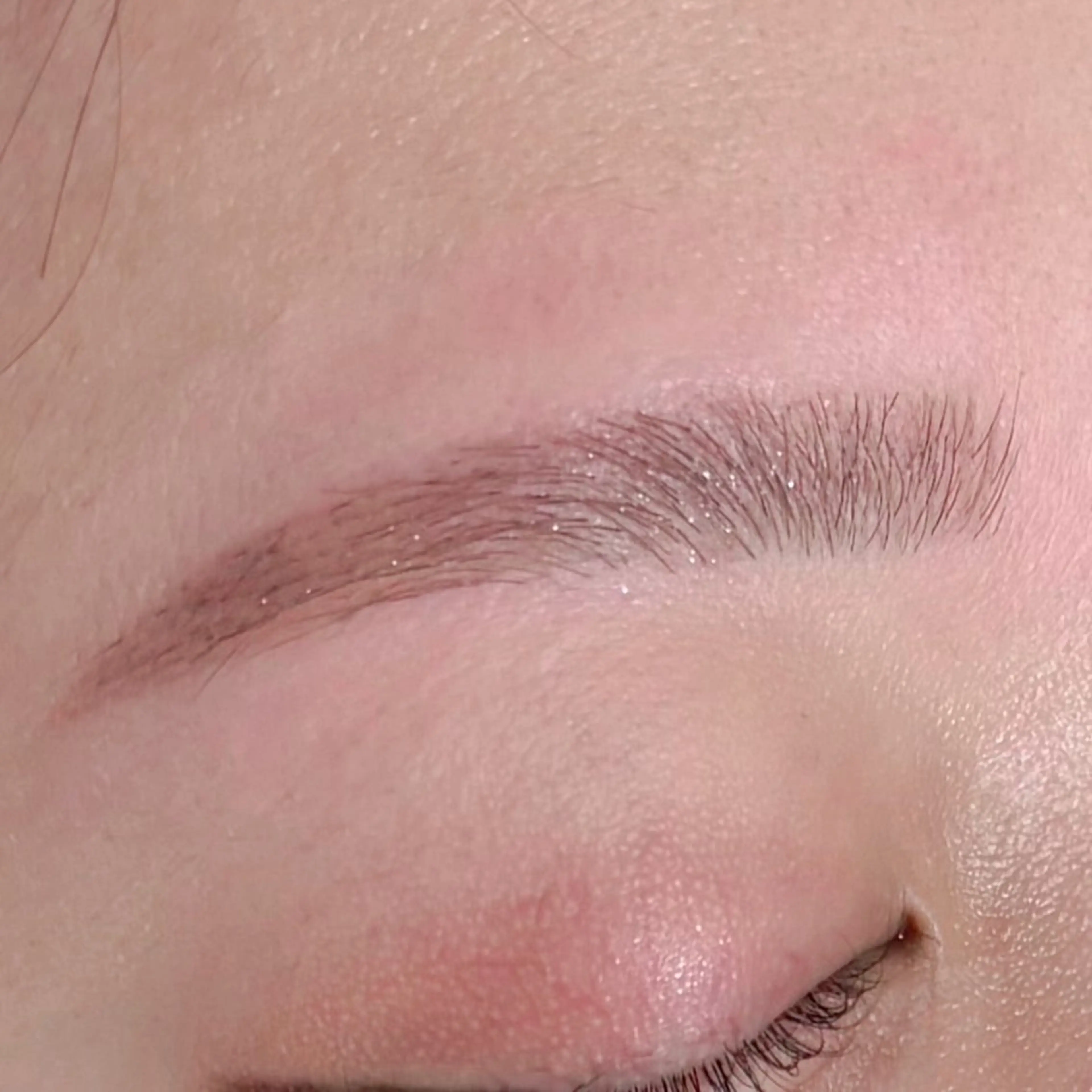 アイブロウ 🫧SATOMI 草加駅5分メンズ眉毛の眉毛・アイブロウイメージ