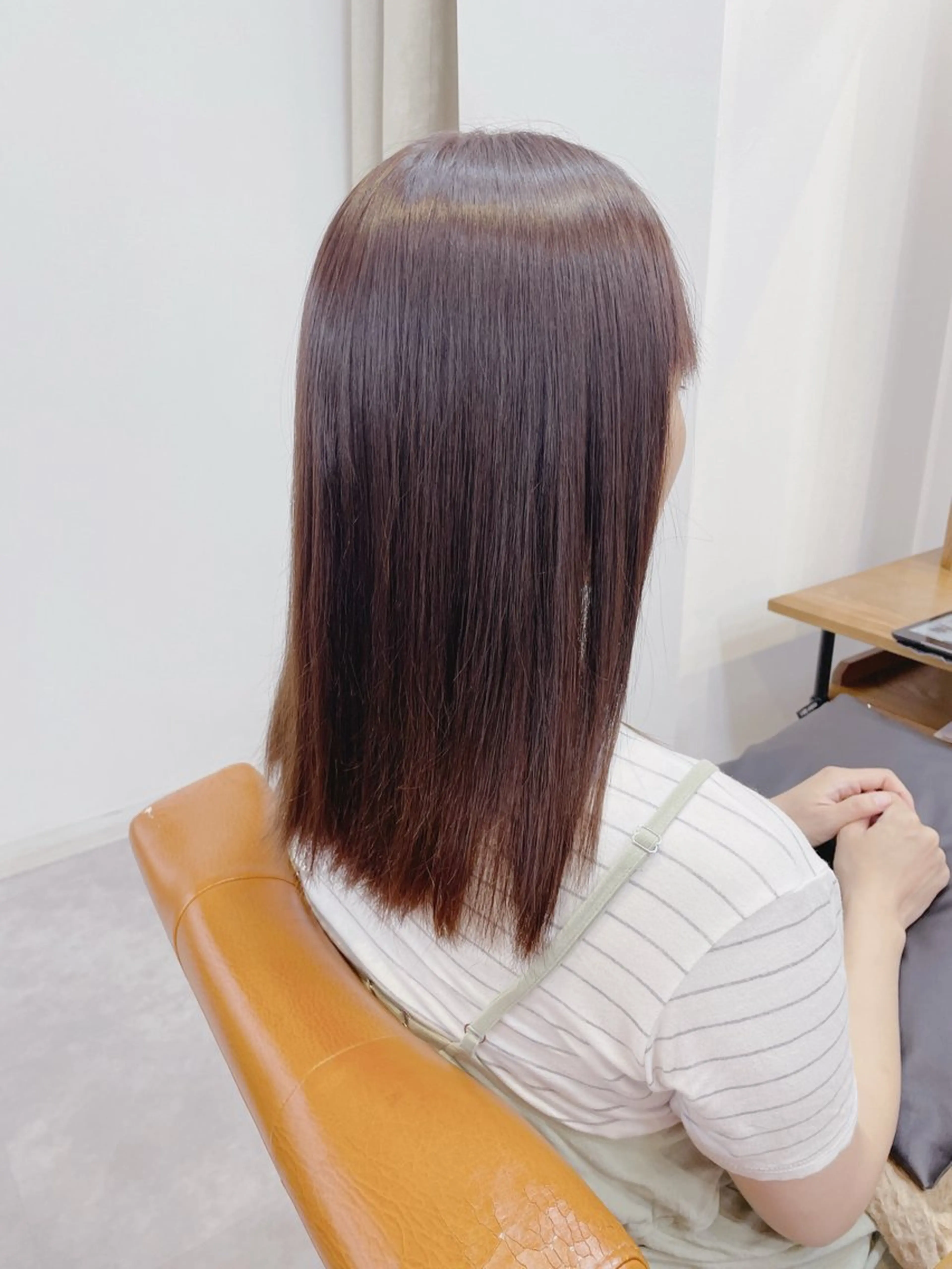 ミディアム lore 中村かれんのヘアスタイル