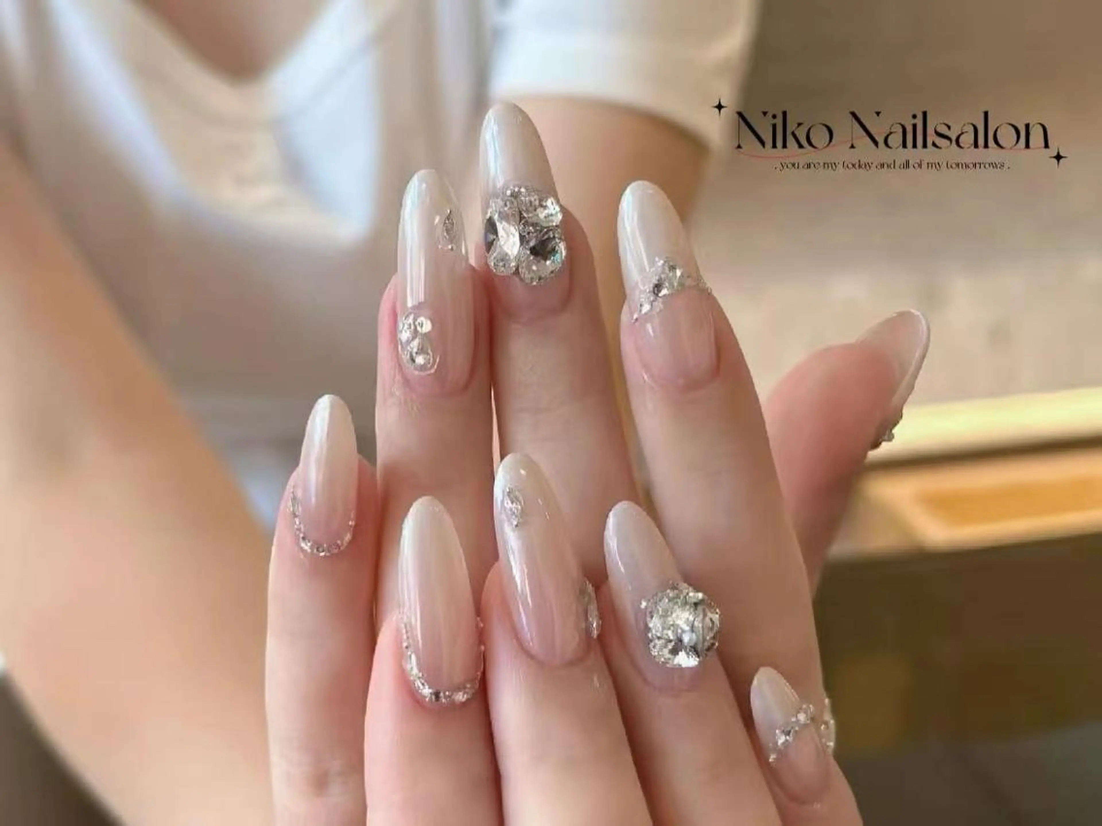 ネイル 長さ出し フットネイル フレンチネイル ジェルネイル ガラスフレンチ Nikoネイルサロン 本八幡店のネイルデザイン