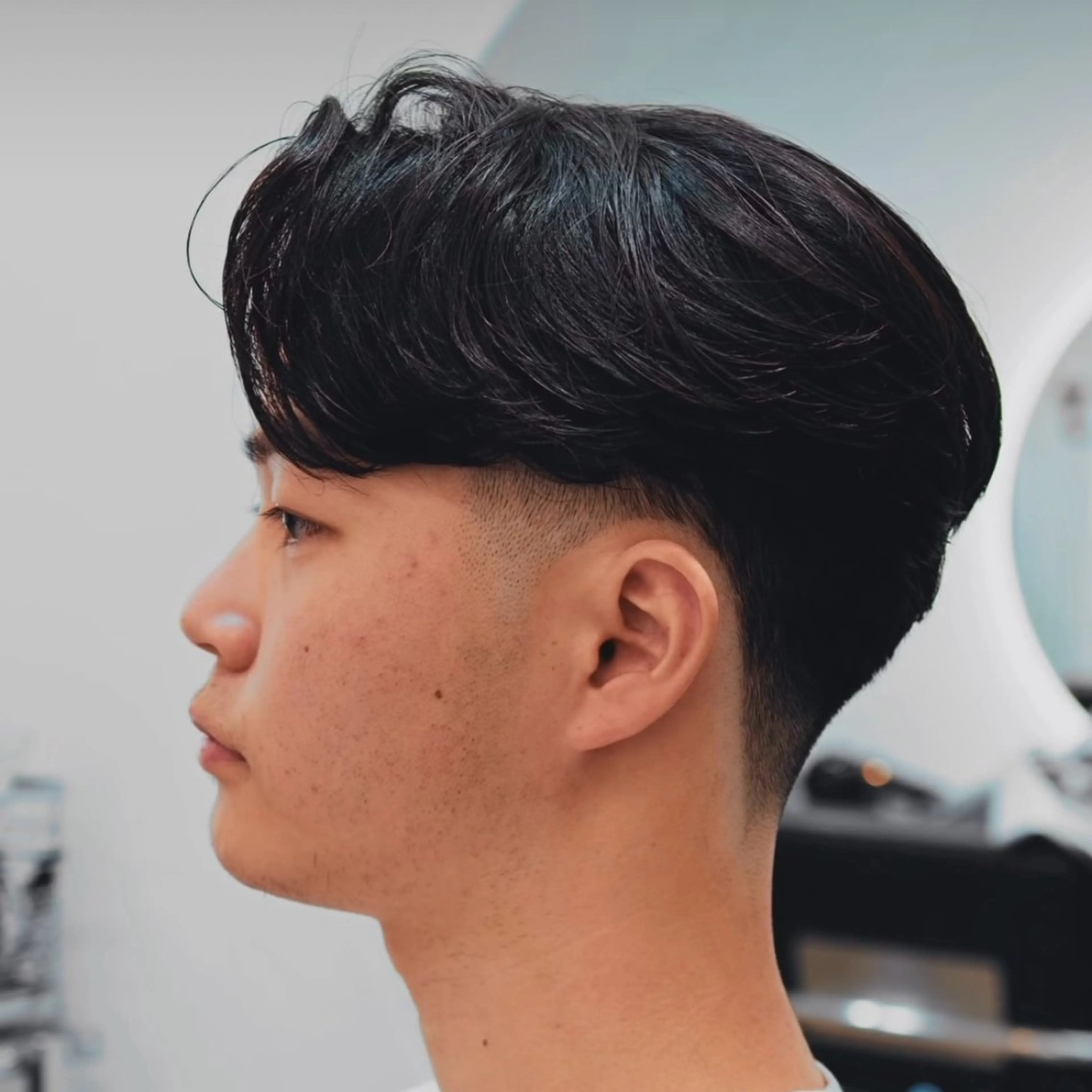 【期間限定特別価格】メンズカット+パーマ(ショートスタイル、センターパートのみ)(テーパーフェード可)の写真