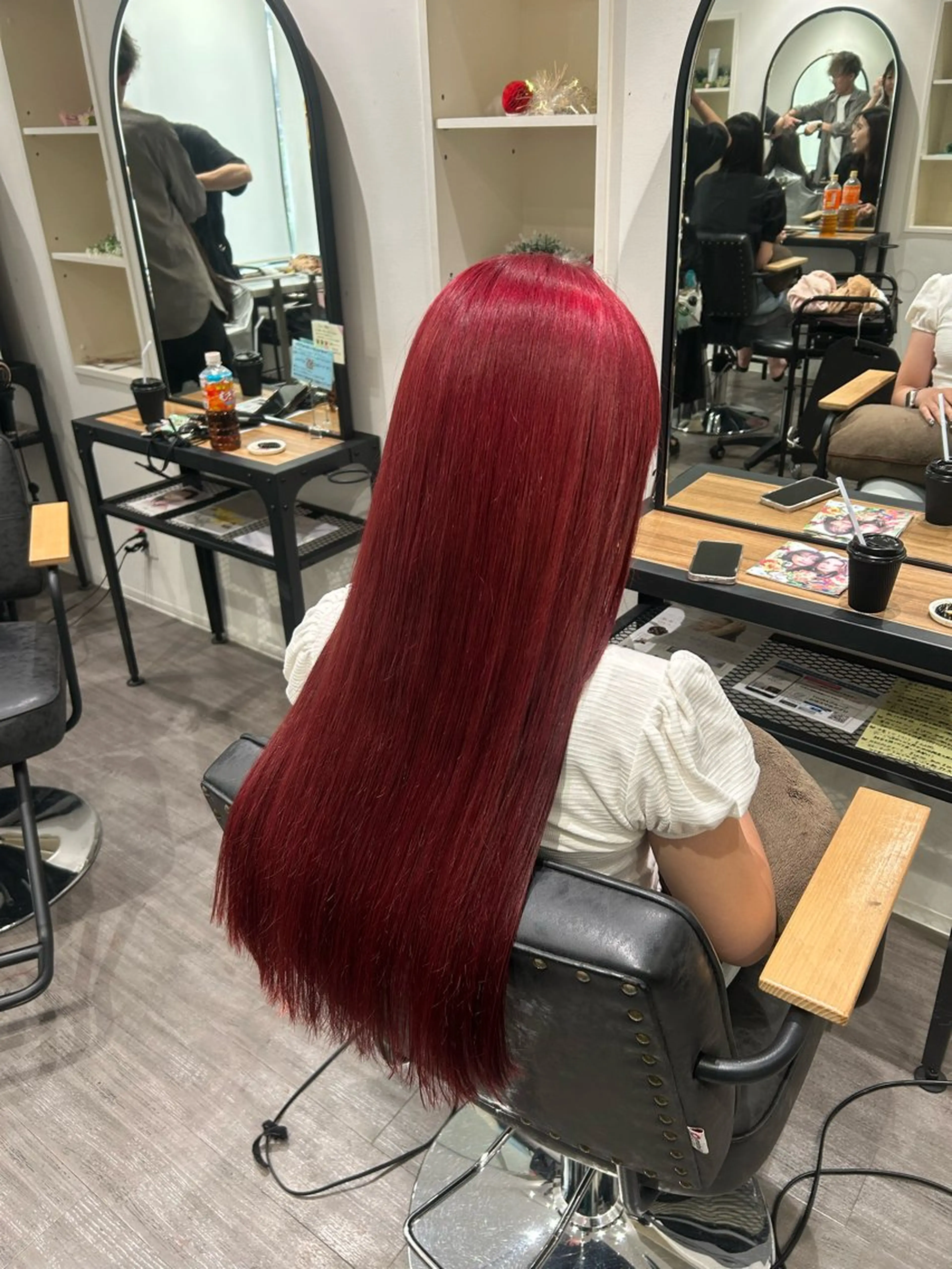 ロング カラー レッドカラー ヘアカラー トリートメント cocotte 💟草間紫音💟のヘアスタイル