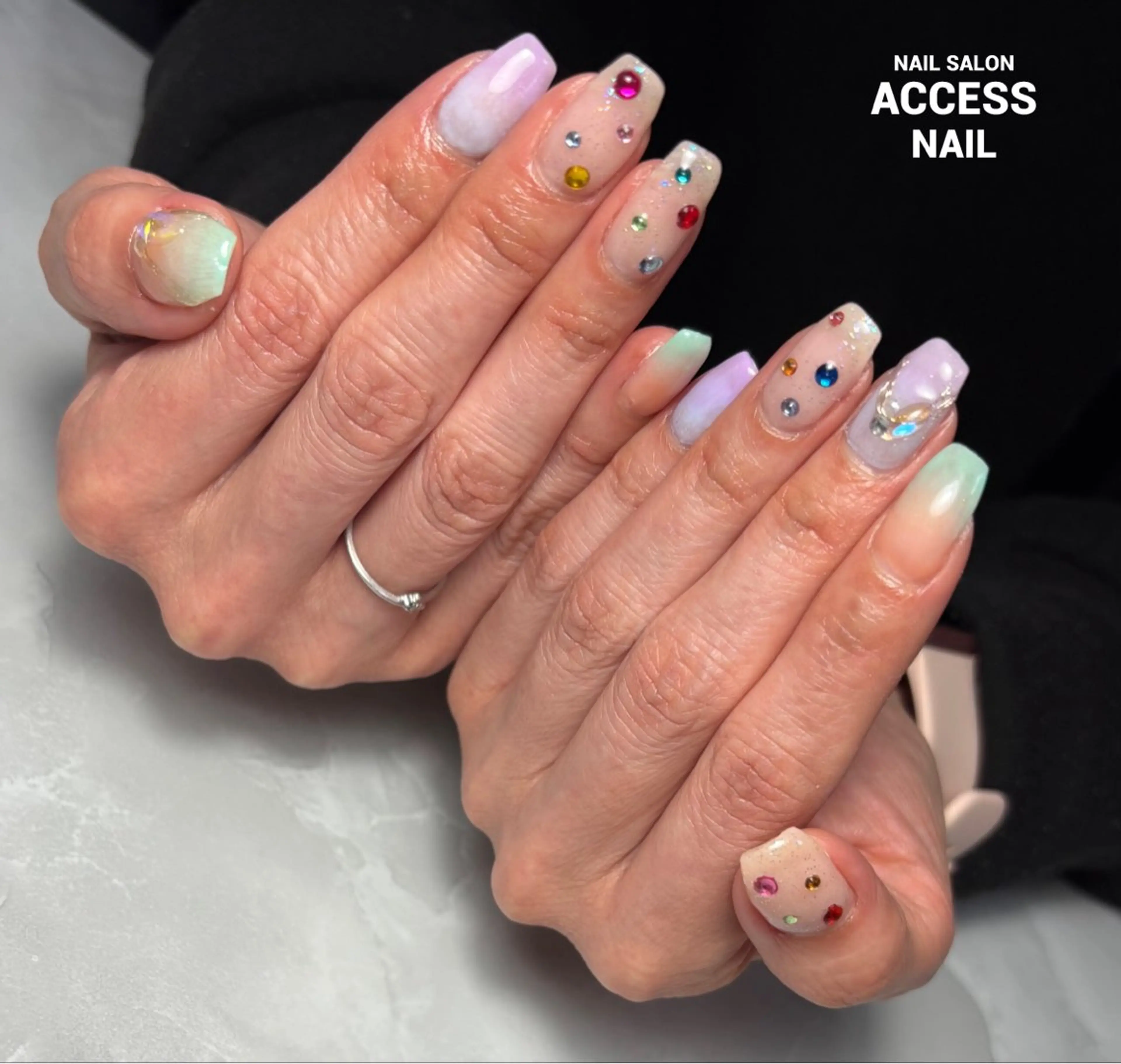 ネイル access nailのネイルデザイン