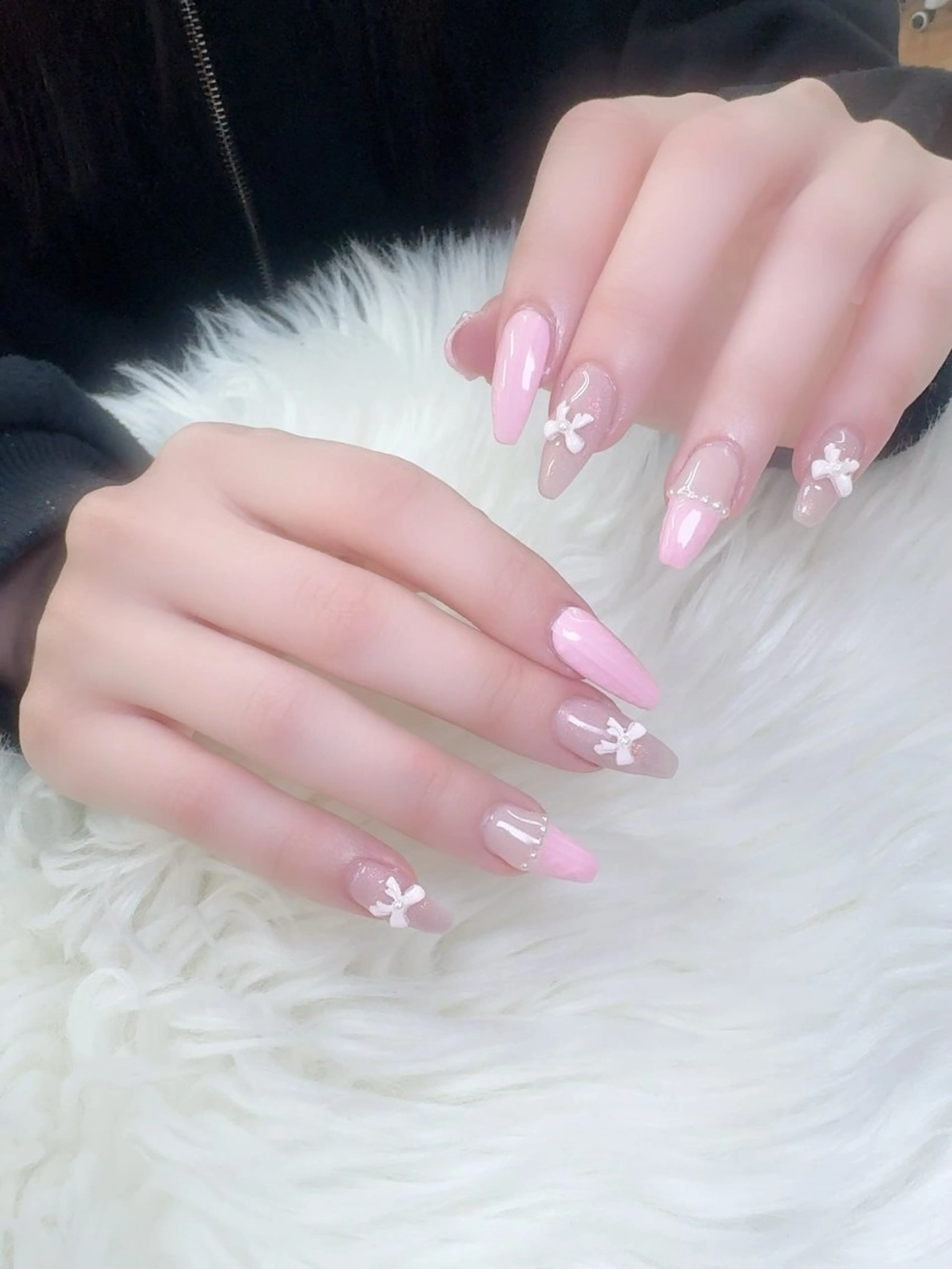 ネイル フレンチネイル 韓国ネイル マグネットネイル ニュアンスネイル オフィスネイル ハンドネイル Mlan Nailのネイルデザイン
