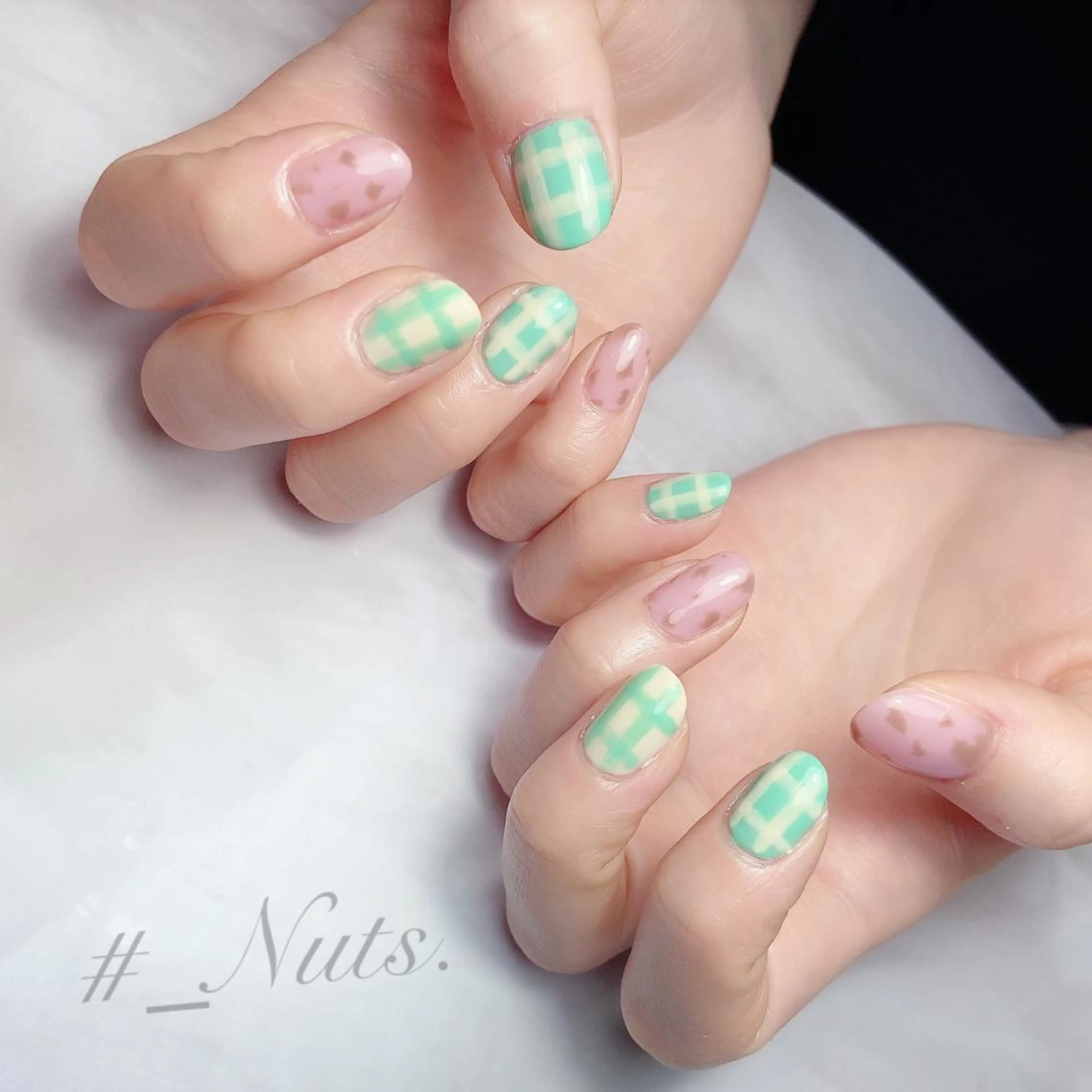 ネイル 土居 夏美/束感マツエクのマツエク・マツパデザイン