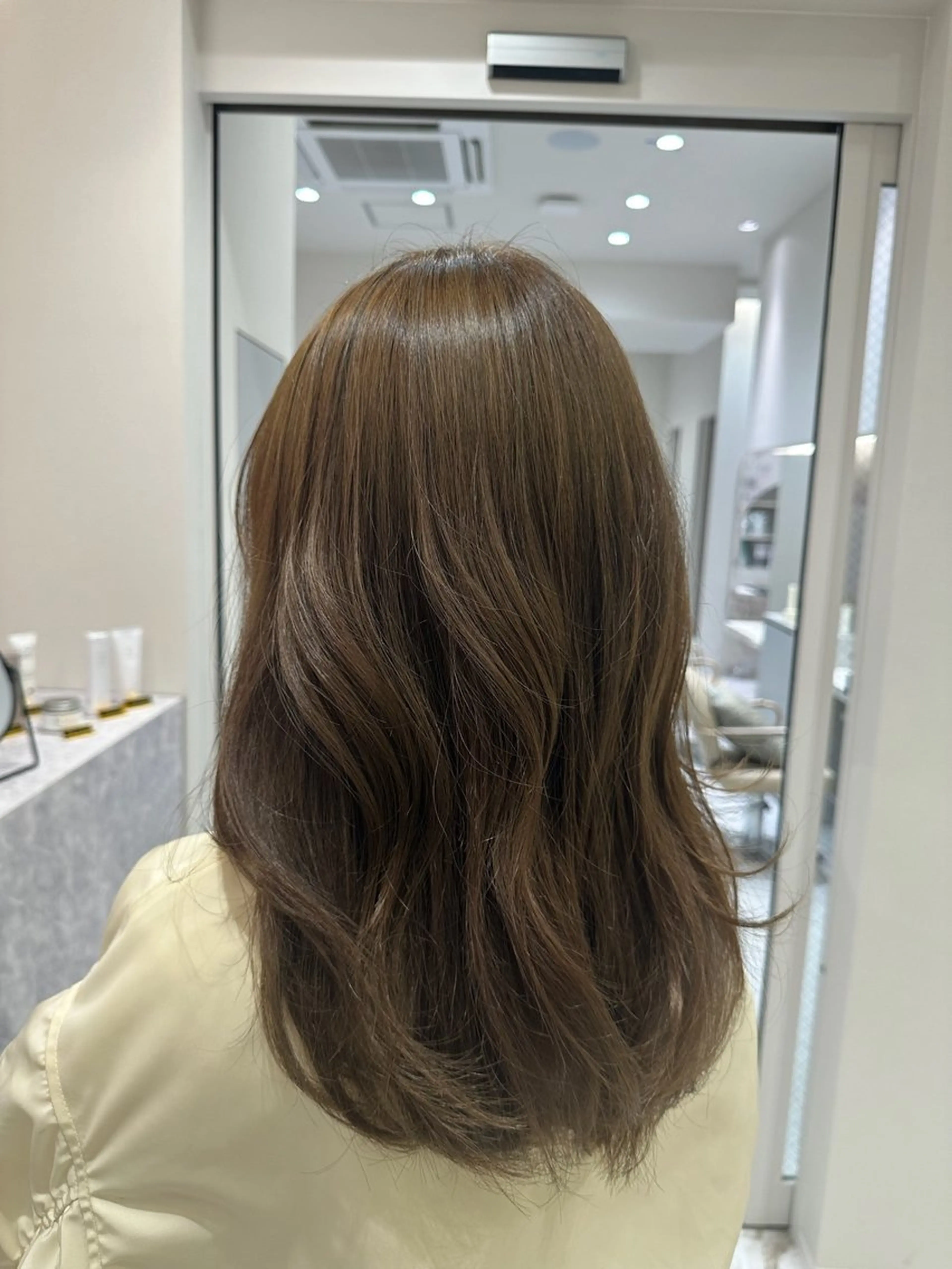 セミロング カラー カット ヘアカラー トリートメント ヘッドスパ 韓国レイヤー✨ yasuko銀座のヘアスタイル