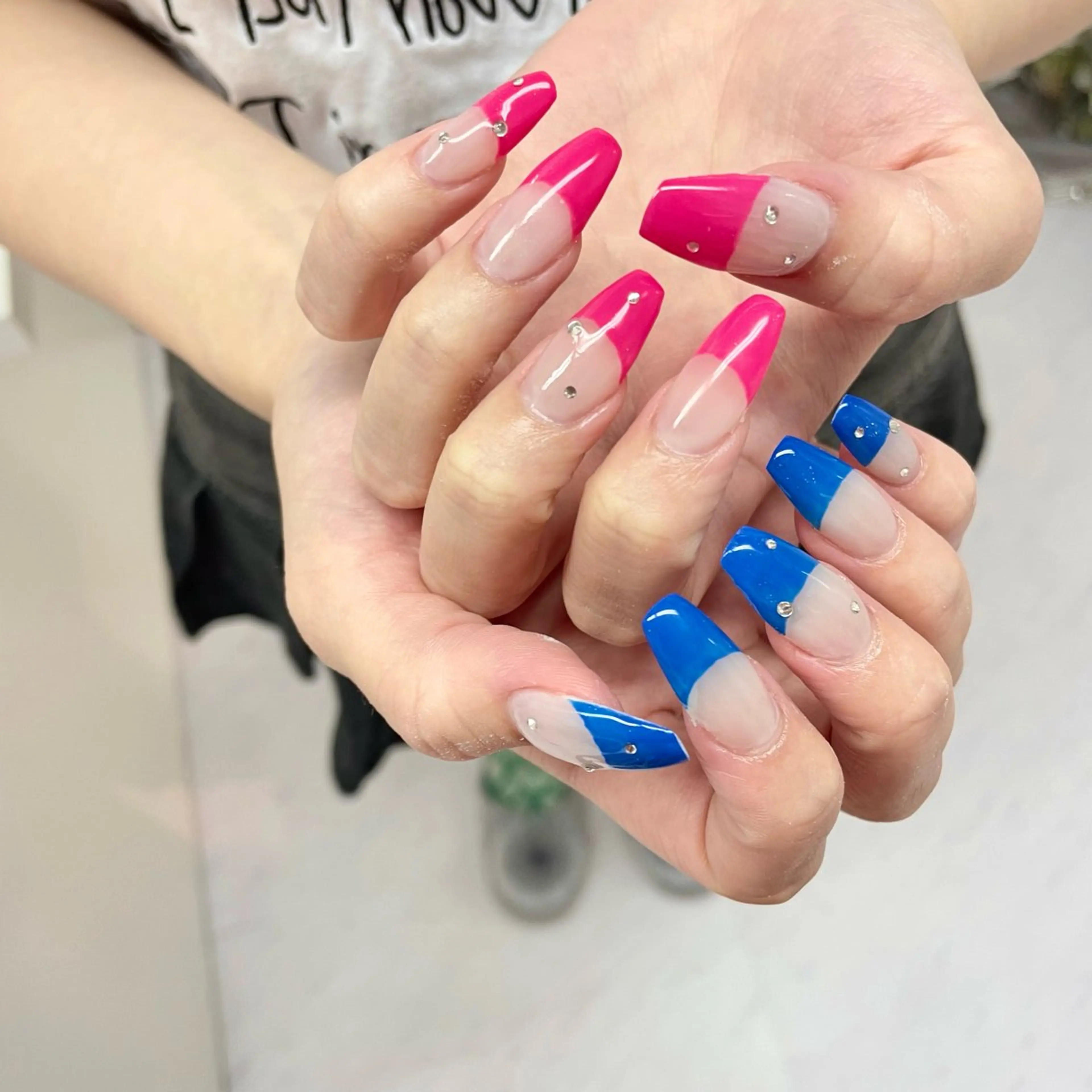 ネイル ハンドネイル 大阪福島韓国束感まつ げ Sayaka🤍のマツエク・マツパデザイン