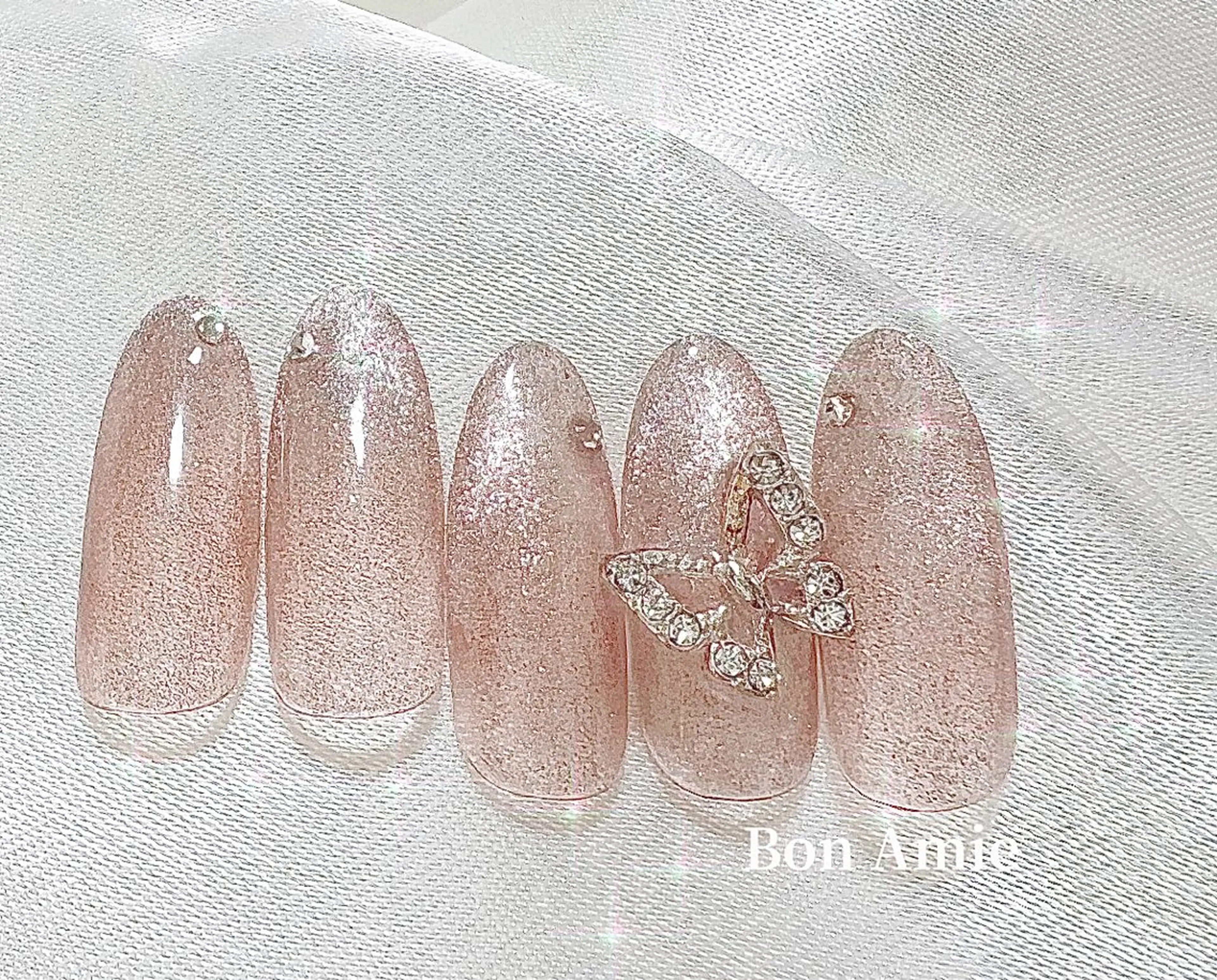 ネイル ハンドネイル Bon Amieのネイルデザイン