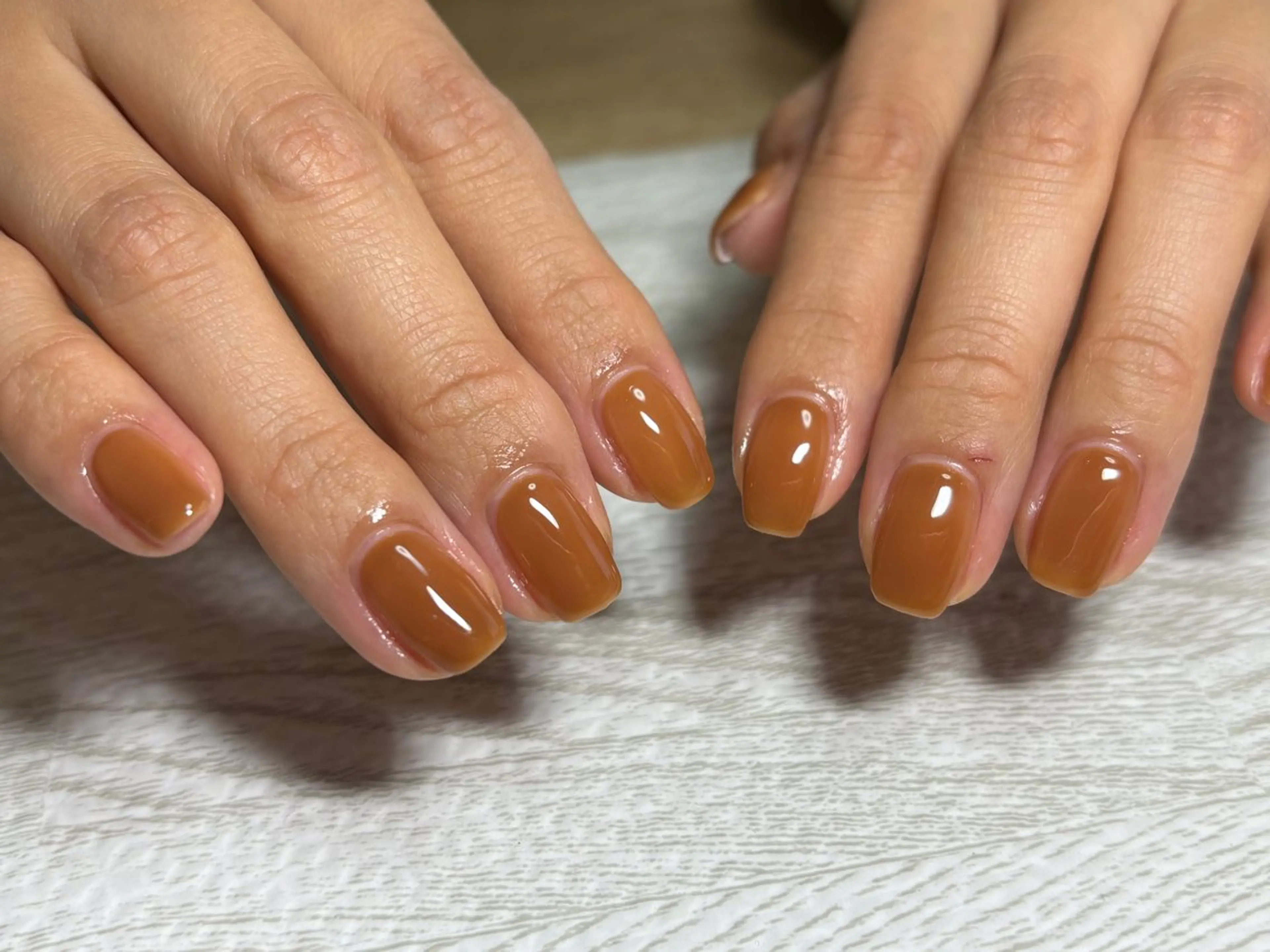 ネイル ブラウン ワンカラーネイル ハンドネイル Ulu  Nail 🌱MOMOKAのネイルデザイン
