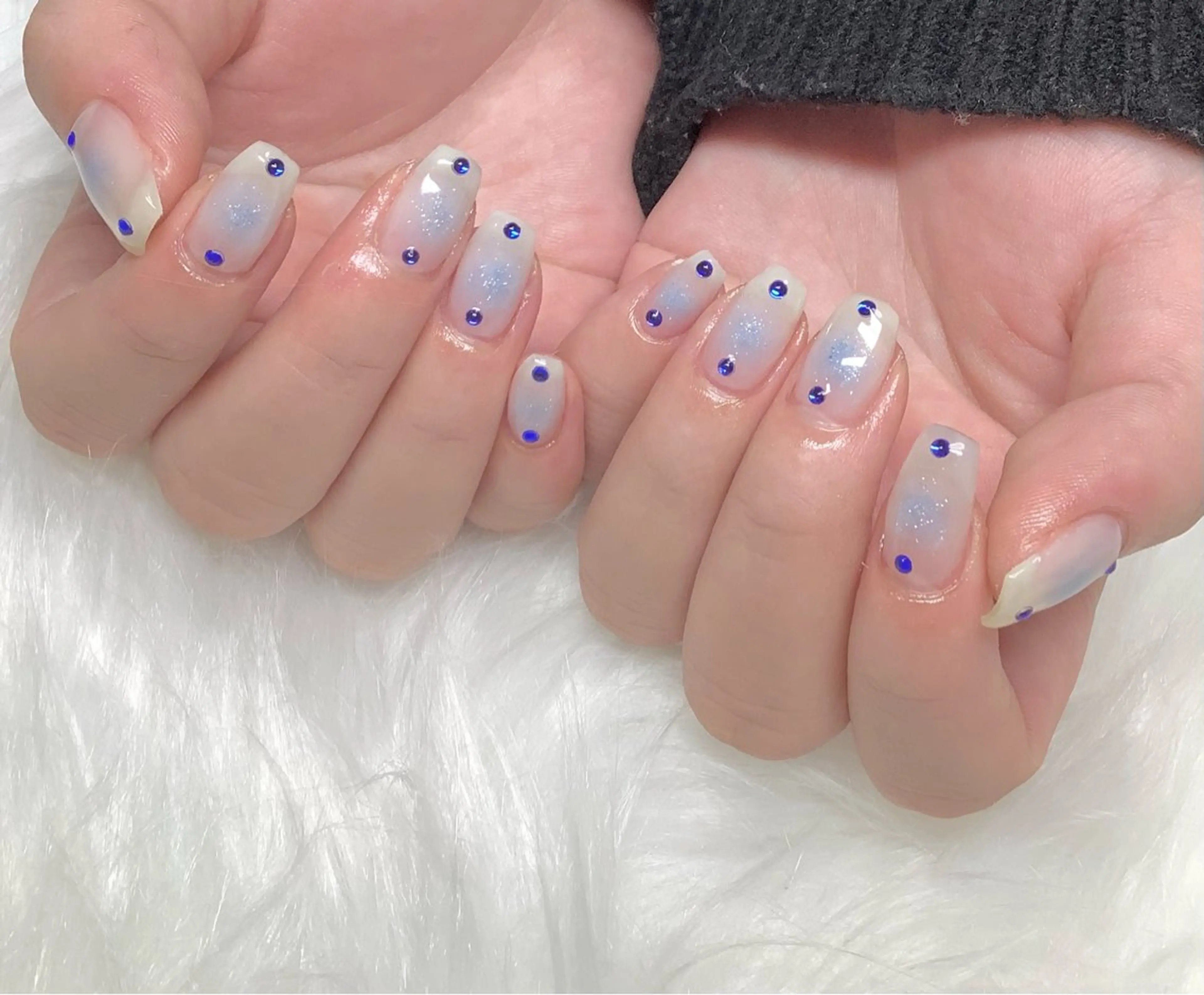 ネイル ストーンネイル ハンドネイル 横尾 麻里のネイルデザイン