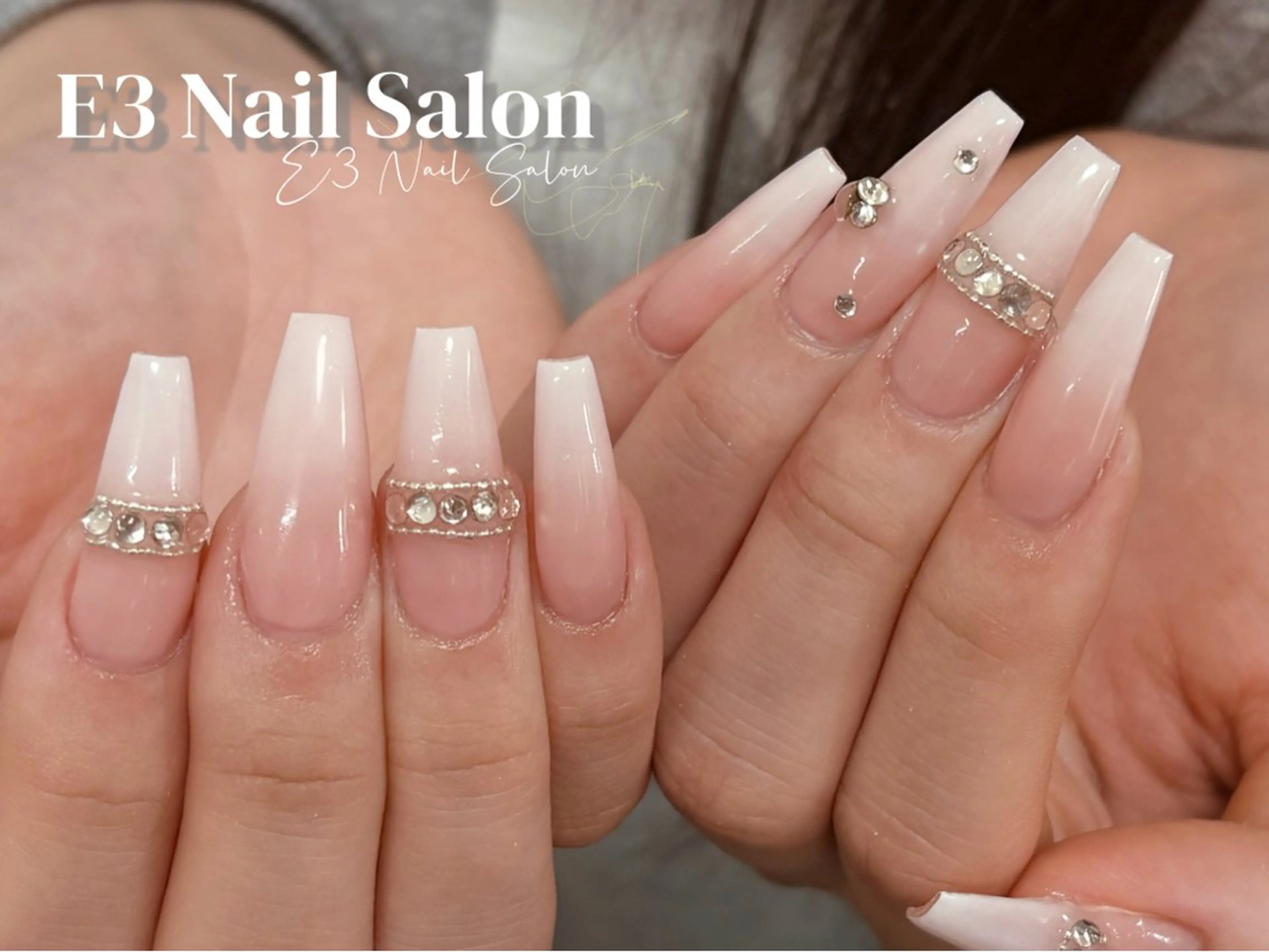 ネイル 桜ネイル フレンチネイル ジェルネイル ガラスフレンチ グラデーション ハンドネイル E3 Nail Salonのネイルデザイン