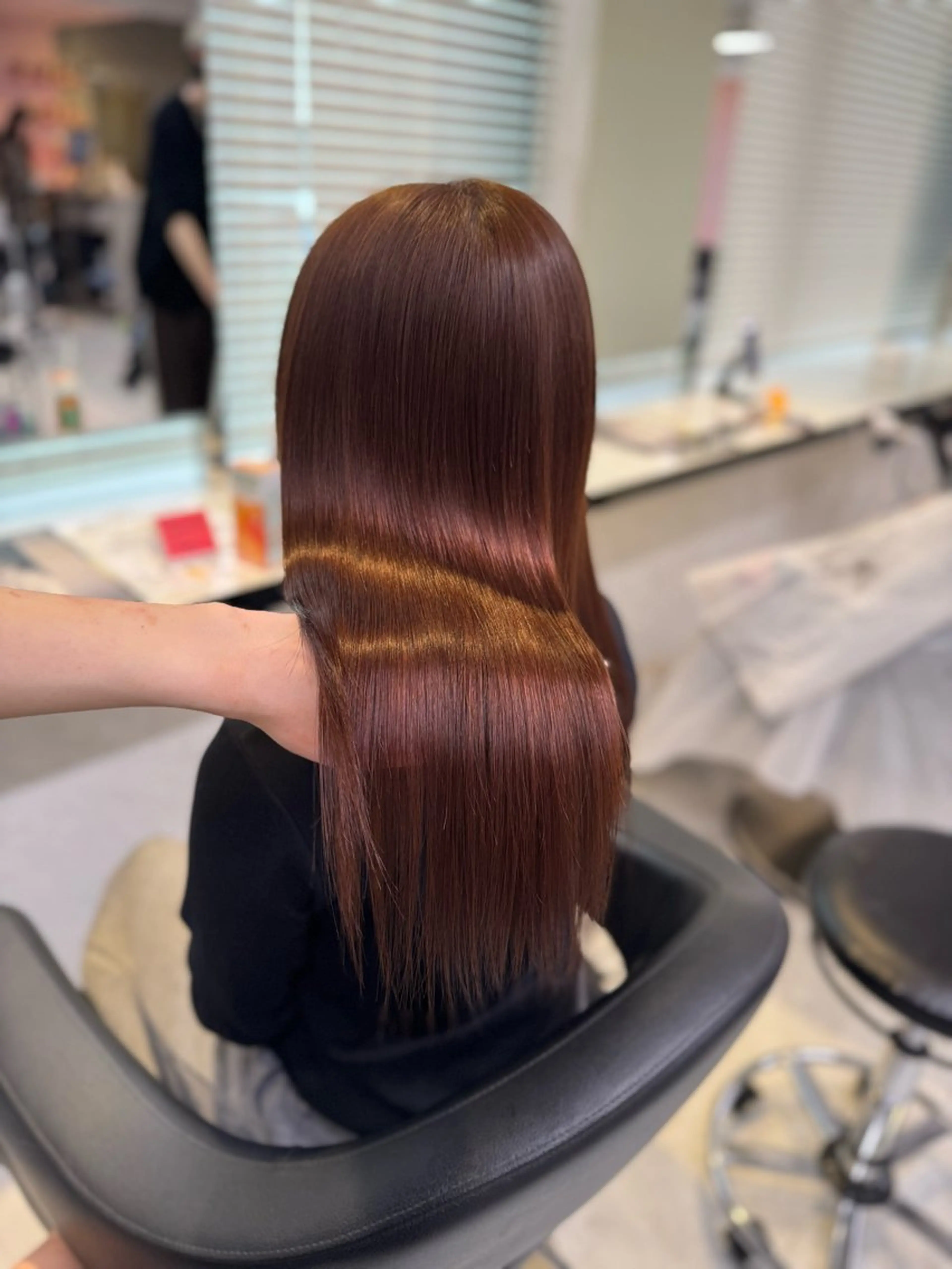 セミロング ヘアカラー トリートメント ヘッドスパ ヘアセット ♥️韓国風透明感 暖色misa♥️のヘアスタイル