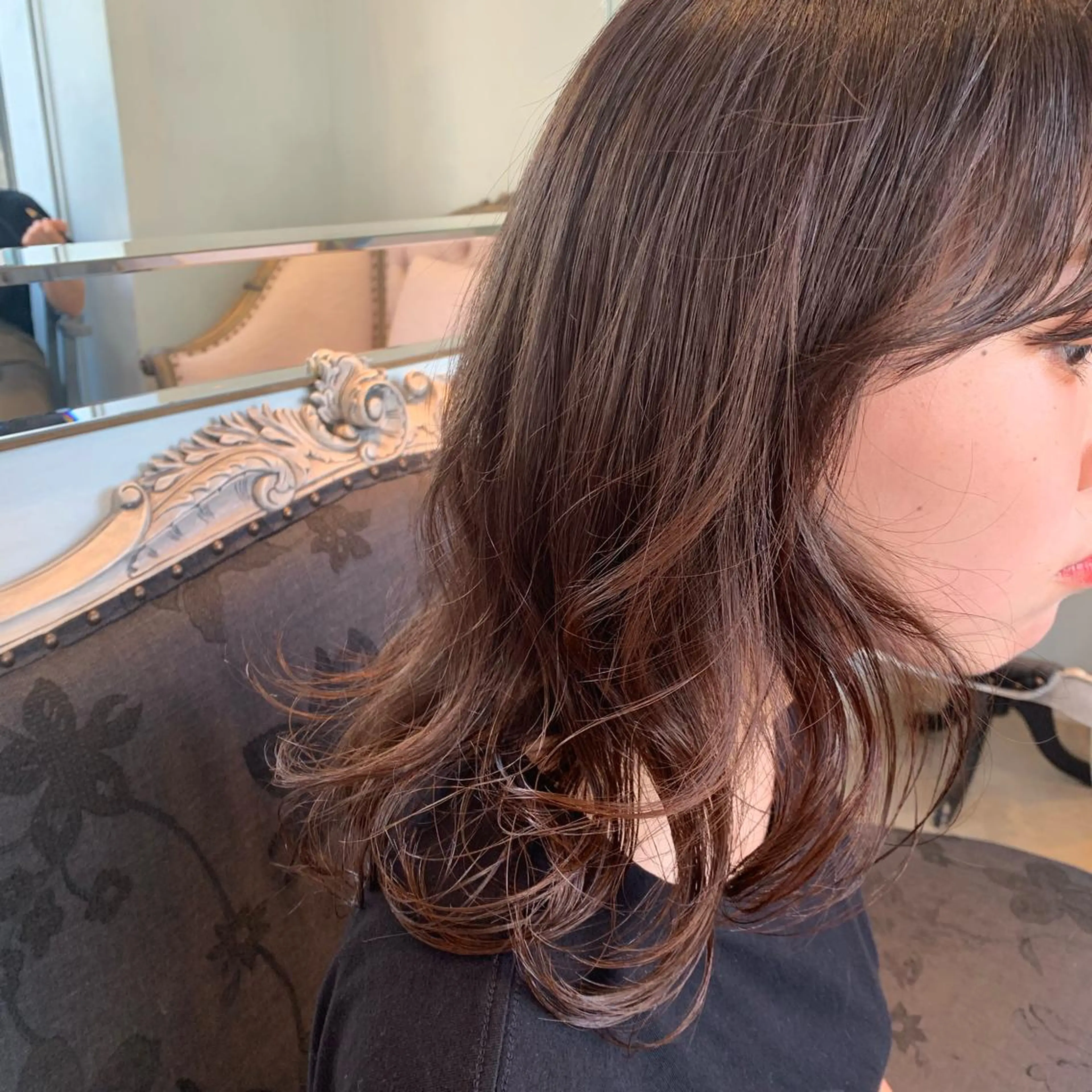 ミディアム カット ヘアカラー SAKINO. ベージュカラーのヘアスタイル