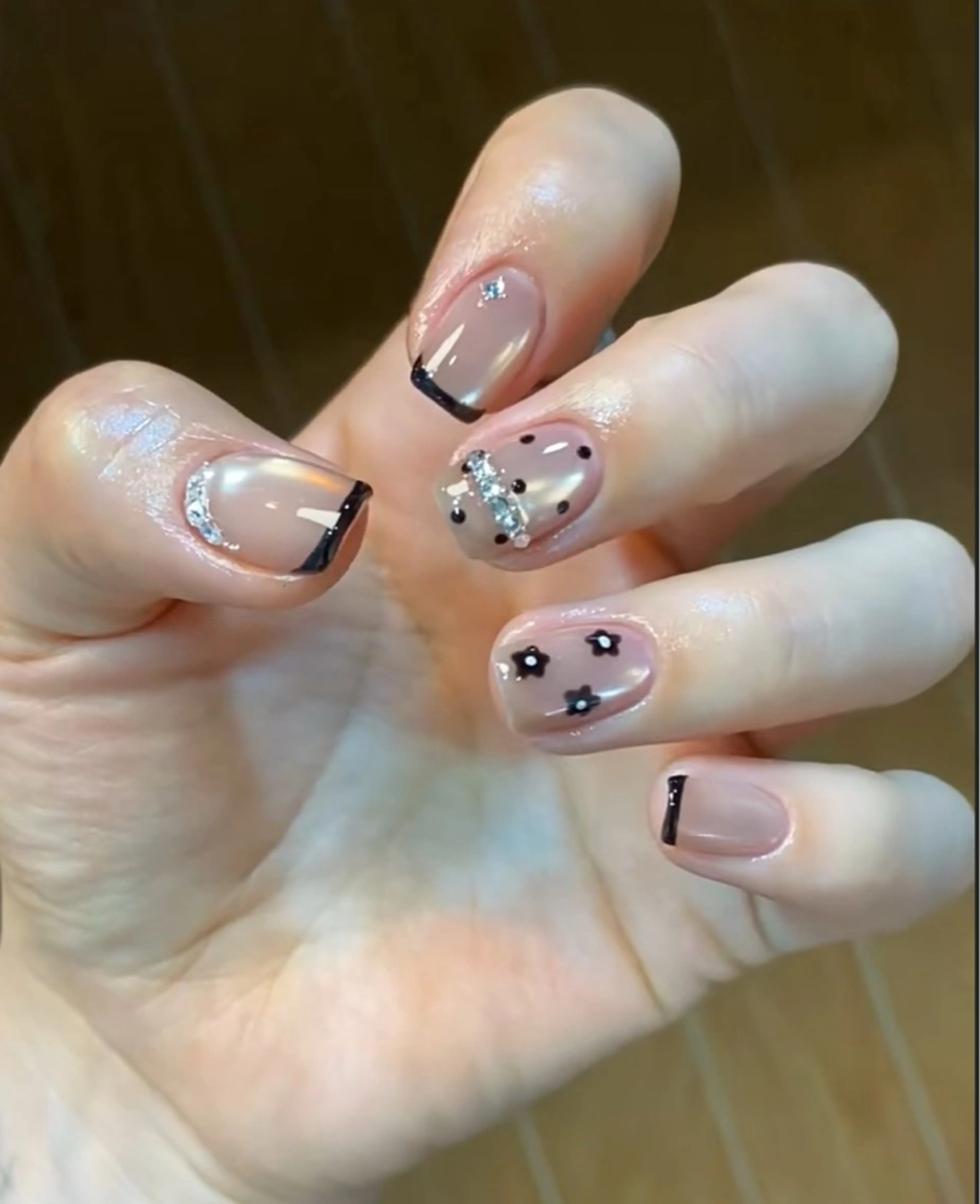 ネイル 韓国ネイル 持ち込み ニュアンスネイル ネイルチップ ハンドネイル Tini ANA.CHUOのネイルデザイン