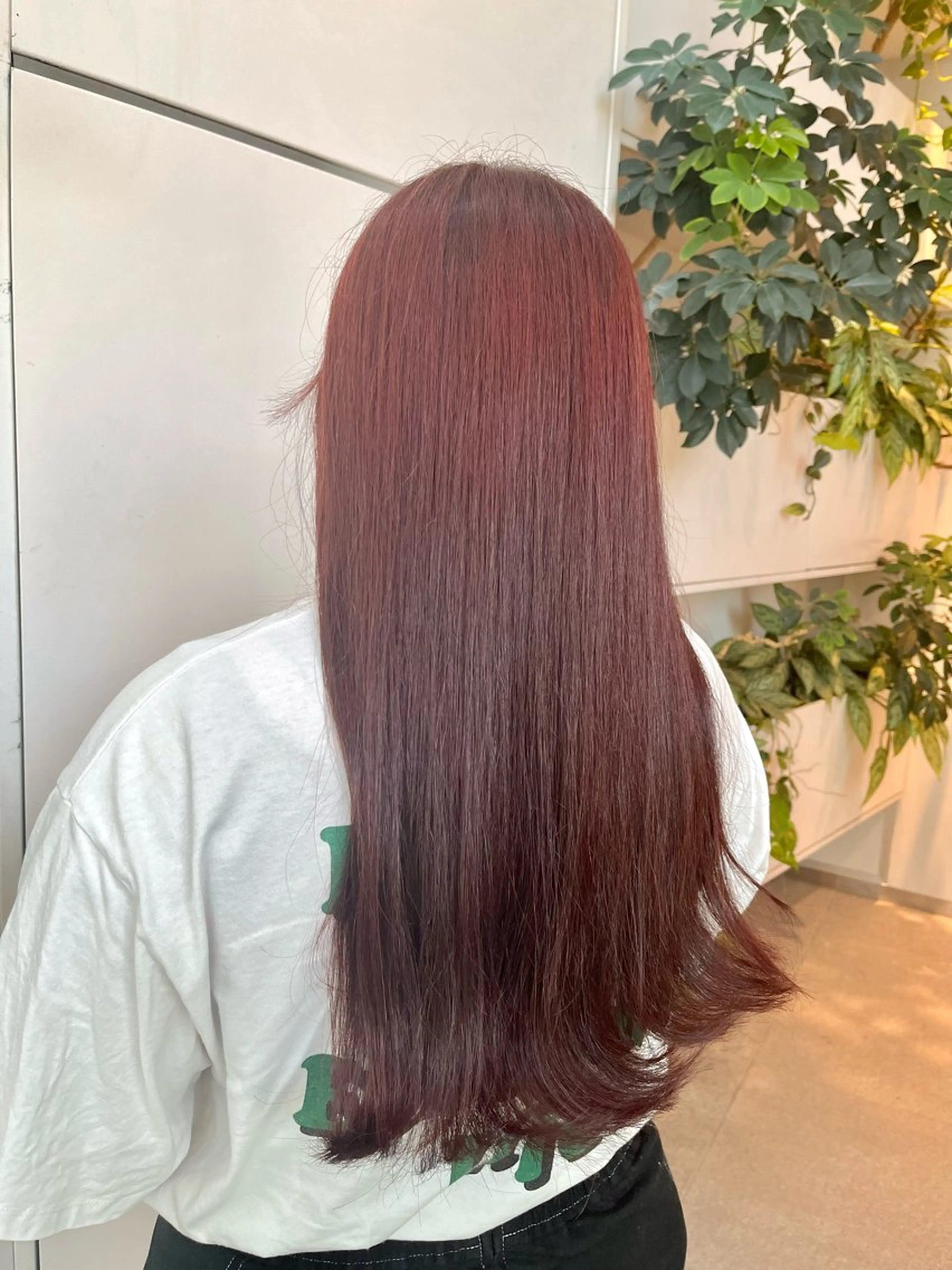 ロング カラー レッドカラー 韓国風ヘア くさかみさき🌼暖色 /耳つぼ/オタク🌼のヘアスタイル