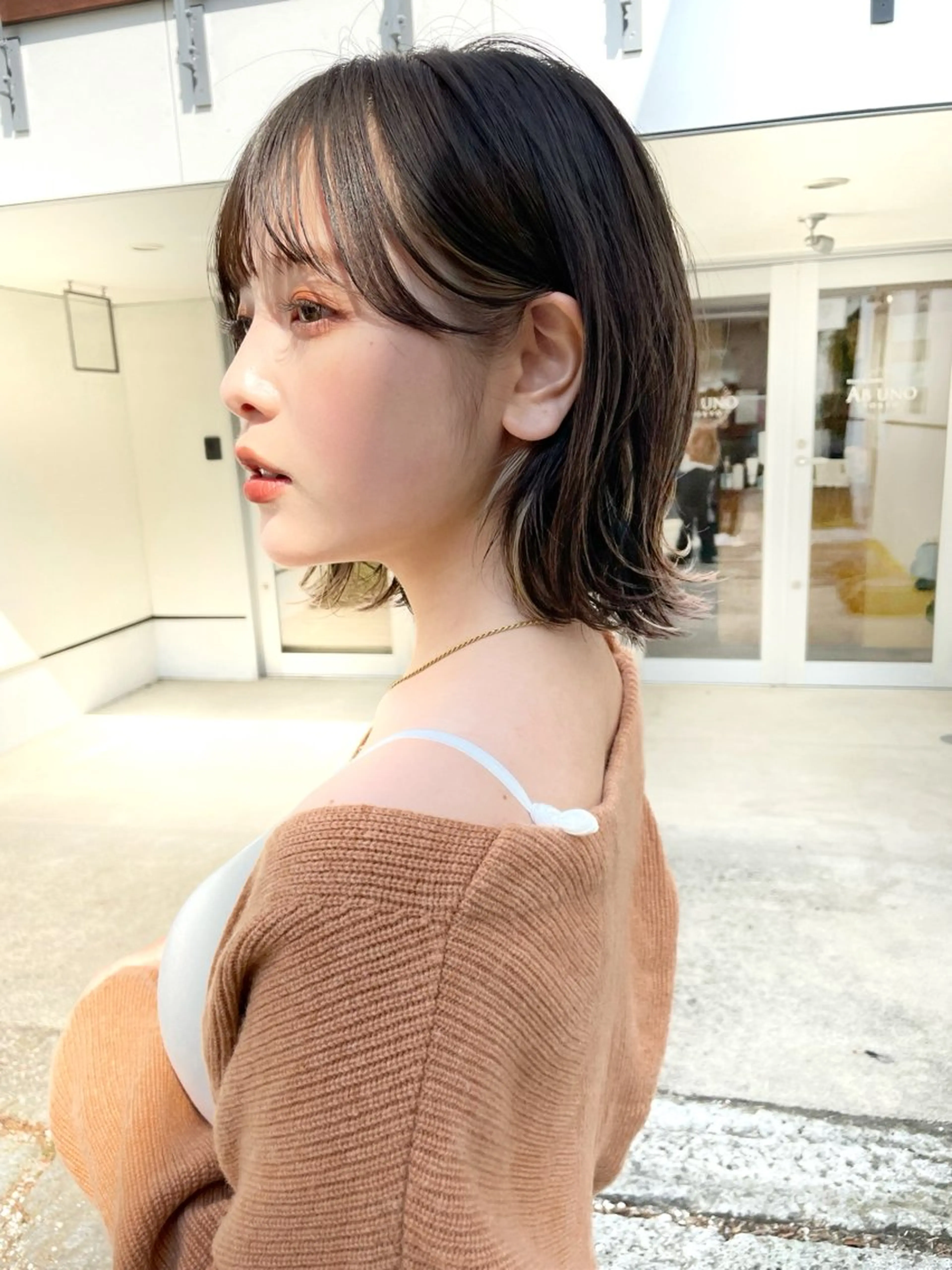 ミディアム カラー 切りっぱなしボブ ボブレイヤー ボブ くびれヘア 伸ばしかけ カット ヘアカラー 結べるレイヤーボブ くびれLady表参道のヘアスタイル