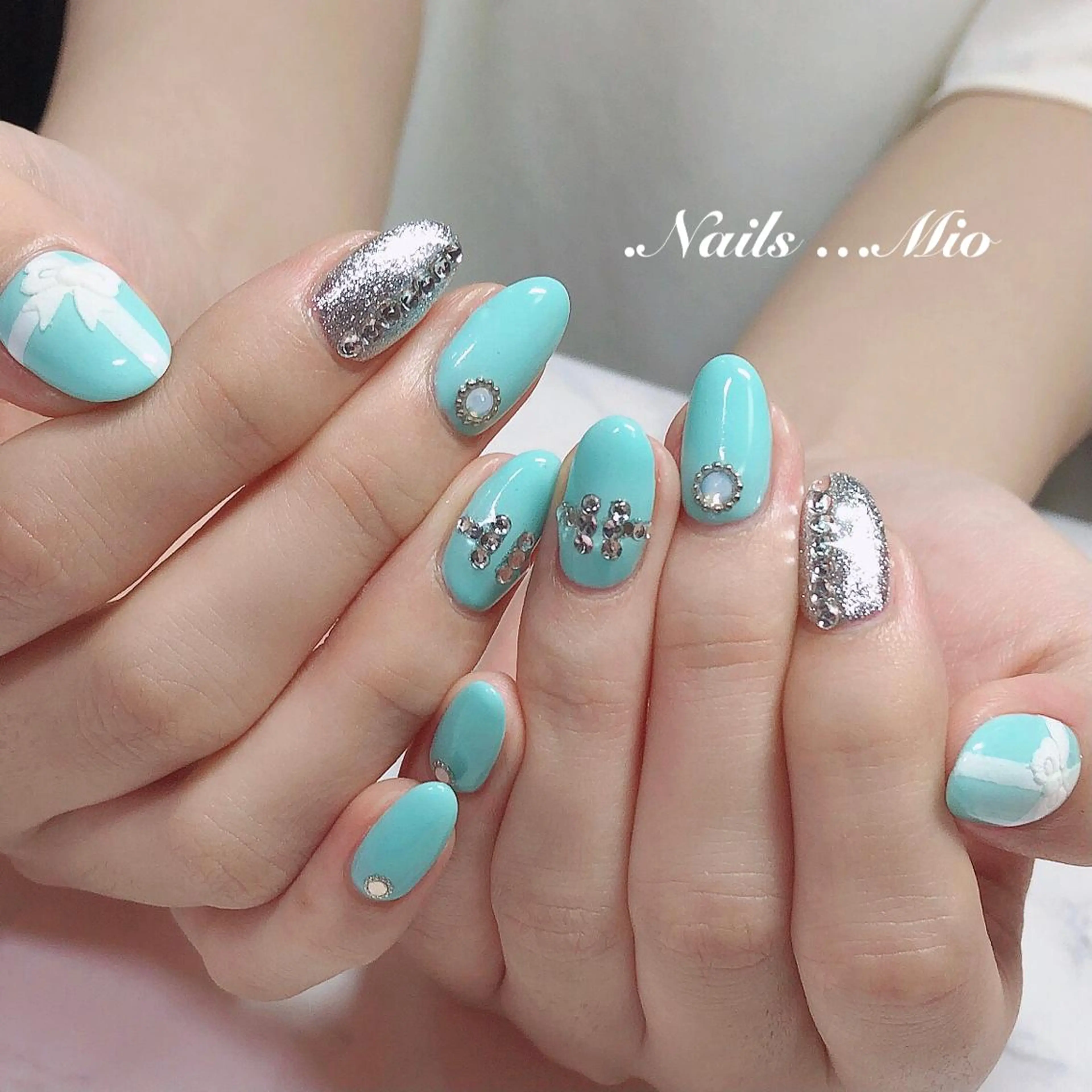 ネイル ジェルネイル ストーンネイル .Nails Mio 赤羽西ネイルサロンのネイルデザイン