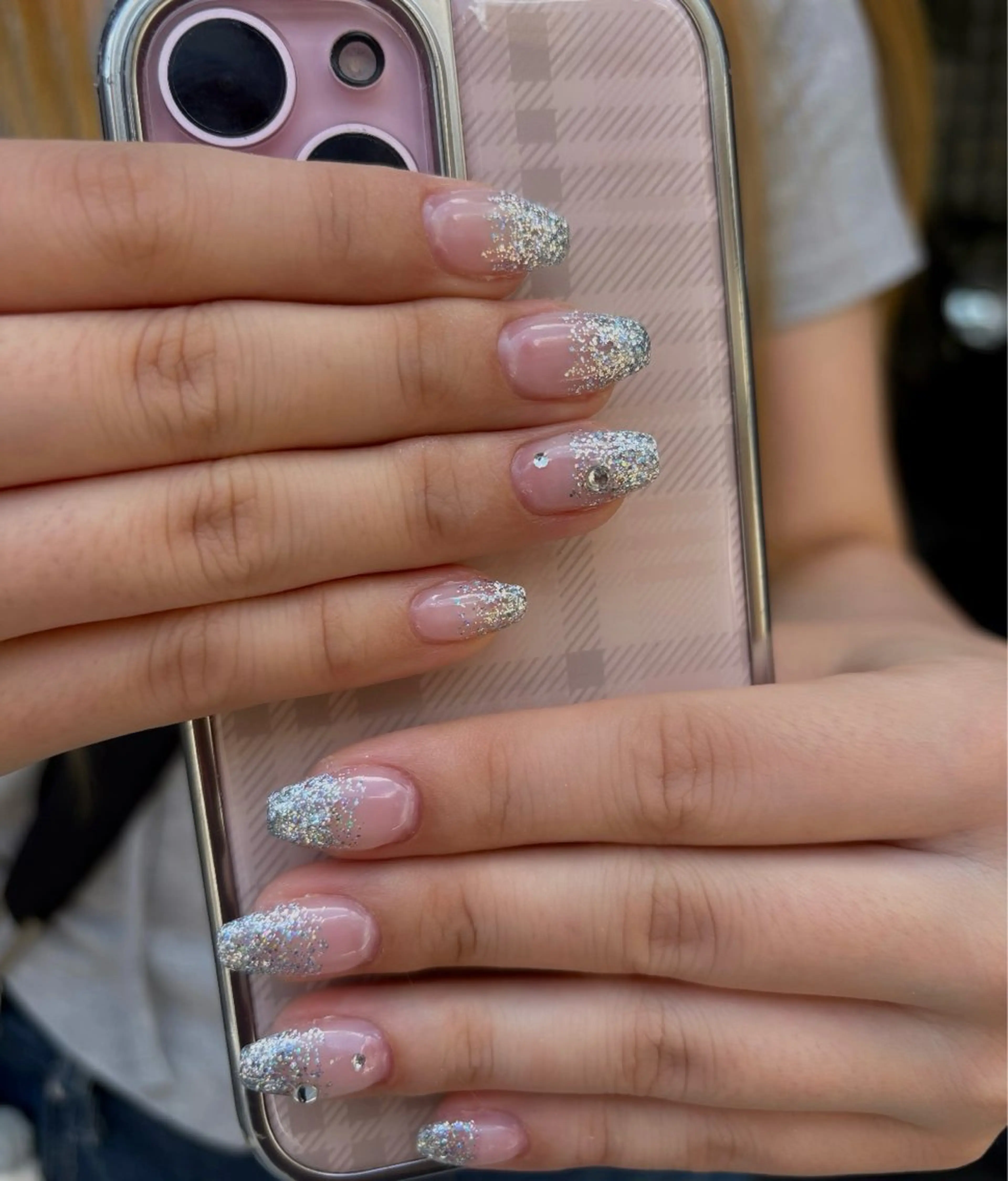 ネイル グラデーション ラメ(グリッター) ラメグラデーション IROHA NAIL 長谷川唯惺のネイルデザイン